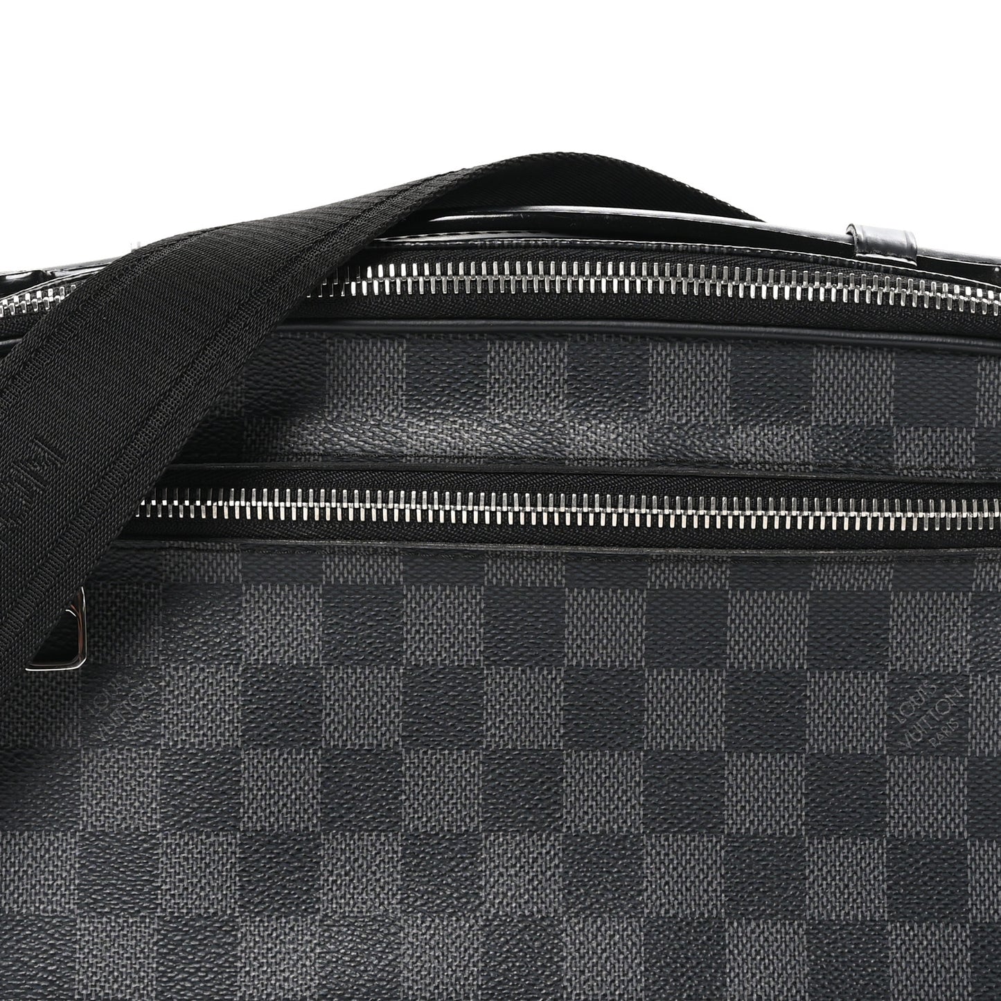 Damier Graphite Ambler