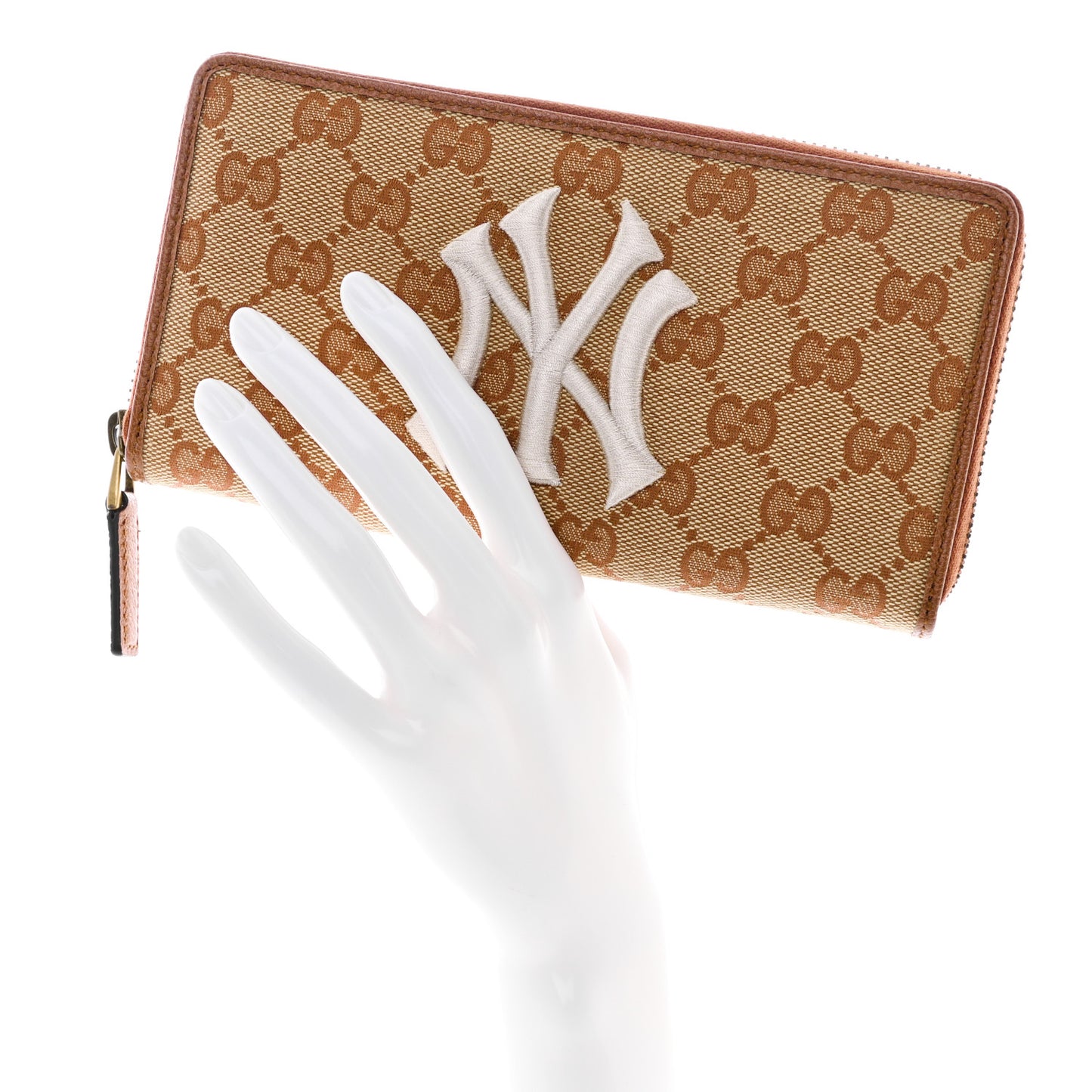 X MLB GG Monogram NY Yankees Zip Around Wallet Beige Ruggine Ivory