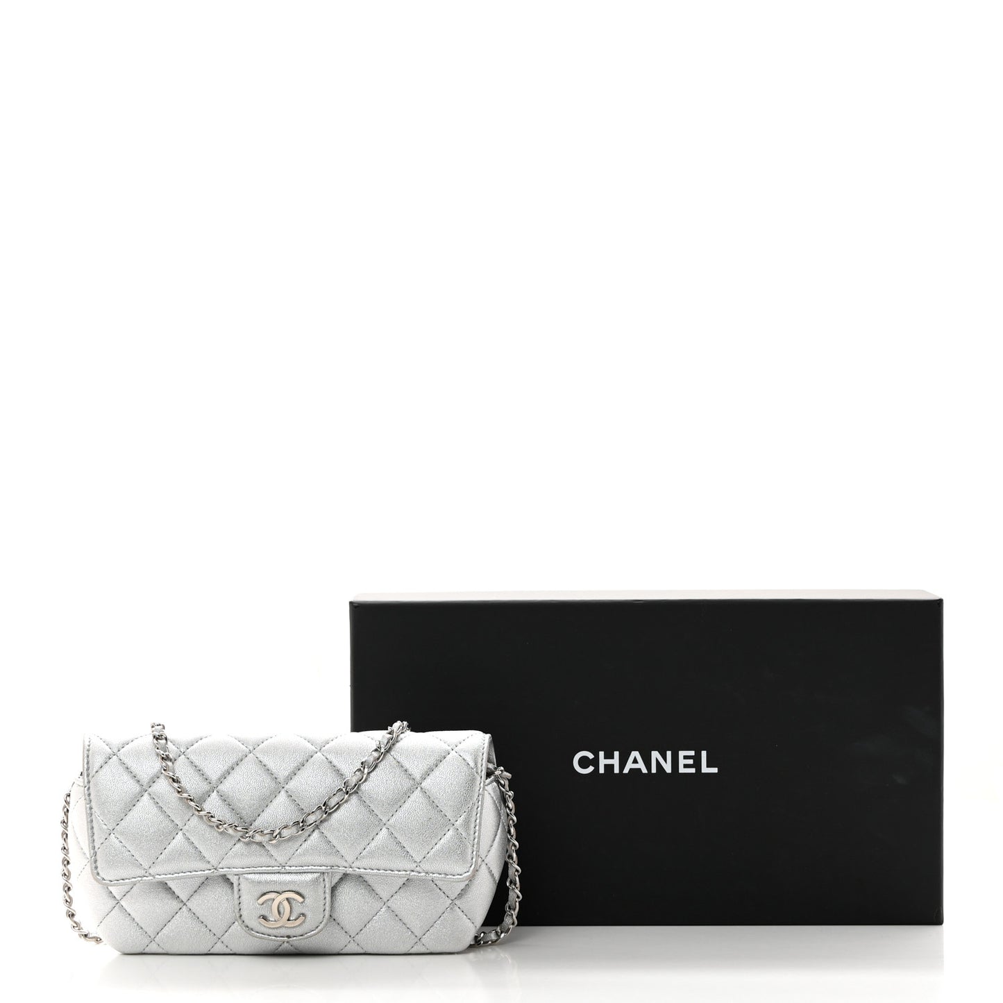 Metallic Lambskin Quilted Glasses Case With Chain Silver