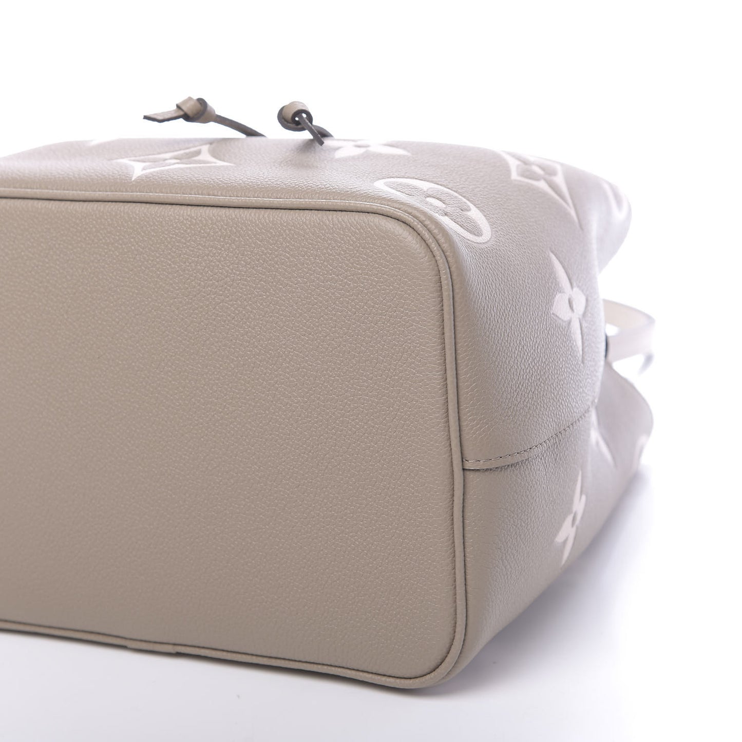 Empreinte Monogram Giant Neonoe MM Tourterelle Creme