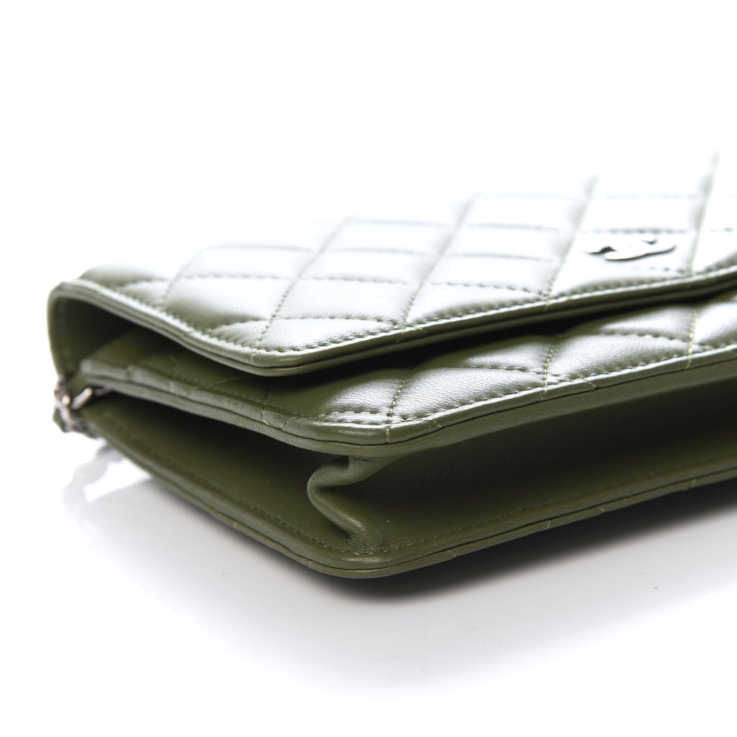 Lambskin Quilted Wallet On Chain WOC Green
