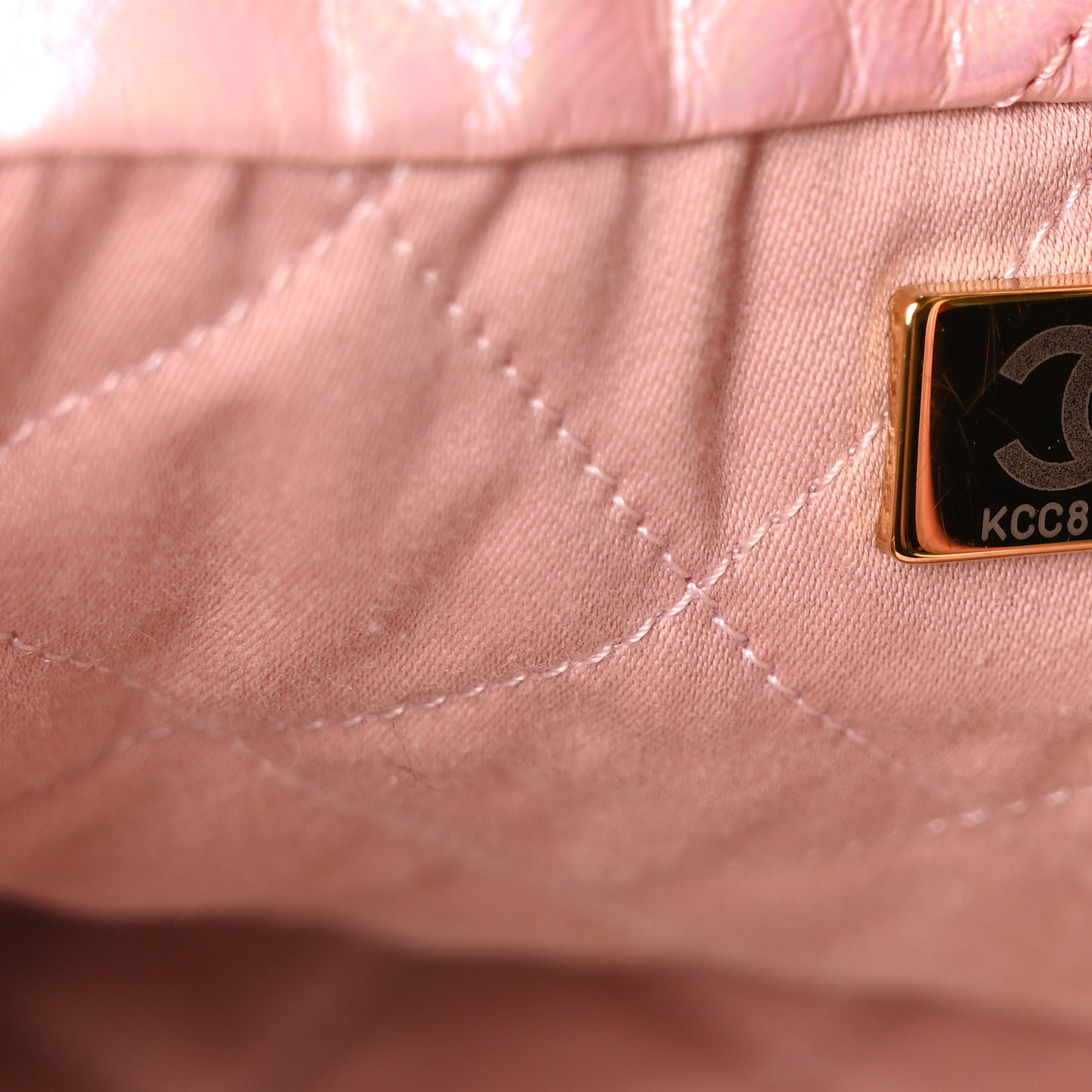 Metallic Shaded Calfskin Quilted Chanel 22 Pink