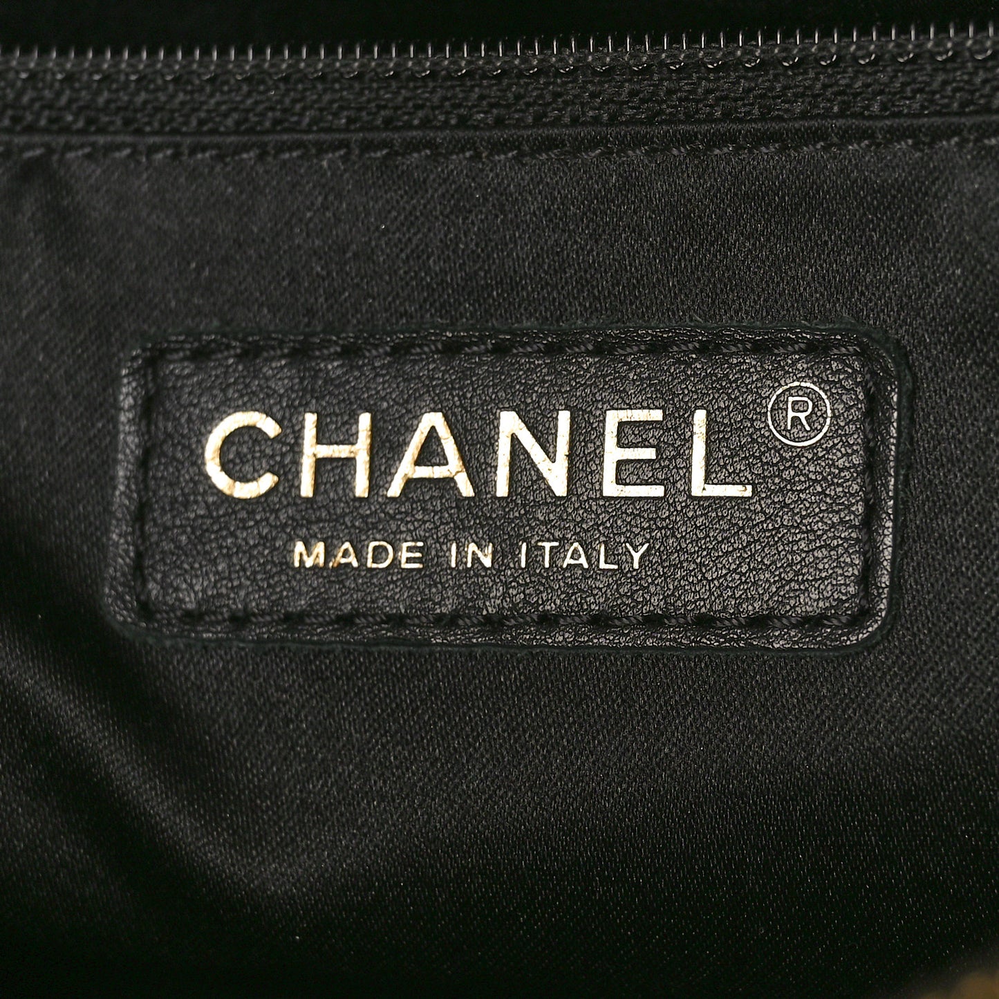Caviar Quilted XL Grand Shopping Tote GST Black