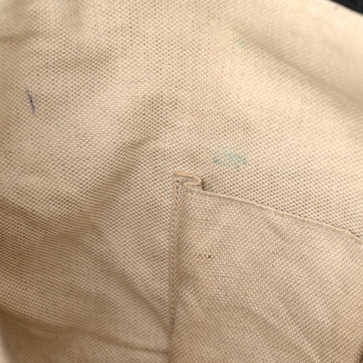 Pebbled Calfskin Medium Soho Hobo Black