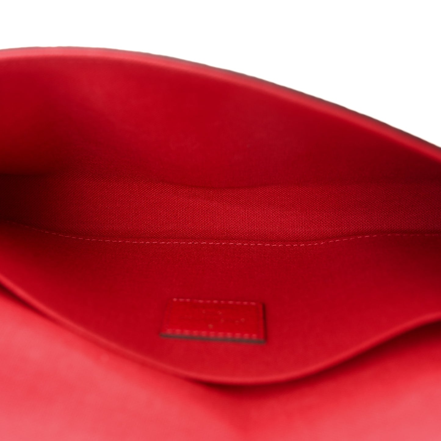 Empreinte Pochette Felicie Chain Wallet Cherry