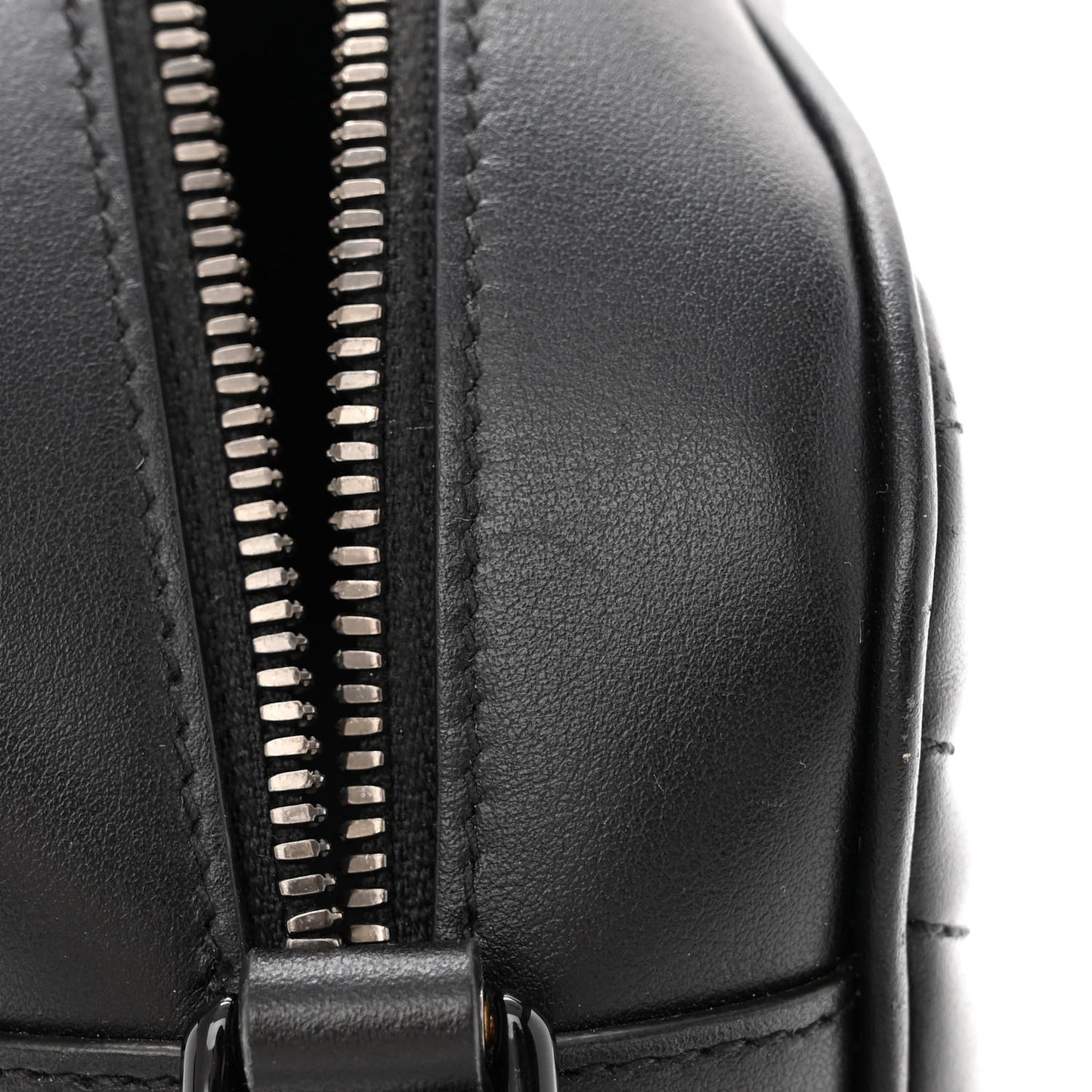 Calfskin Matelasse Monochrome Small GG Marmont Chain Shoulder Bag Black