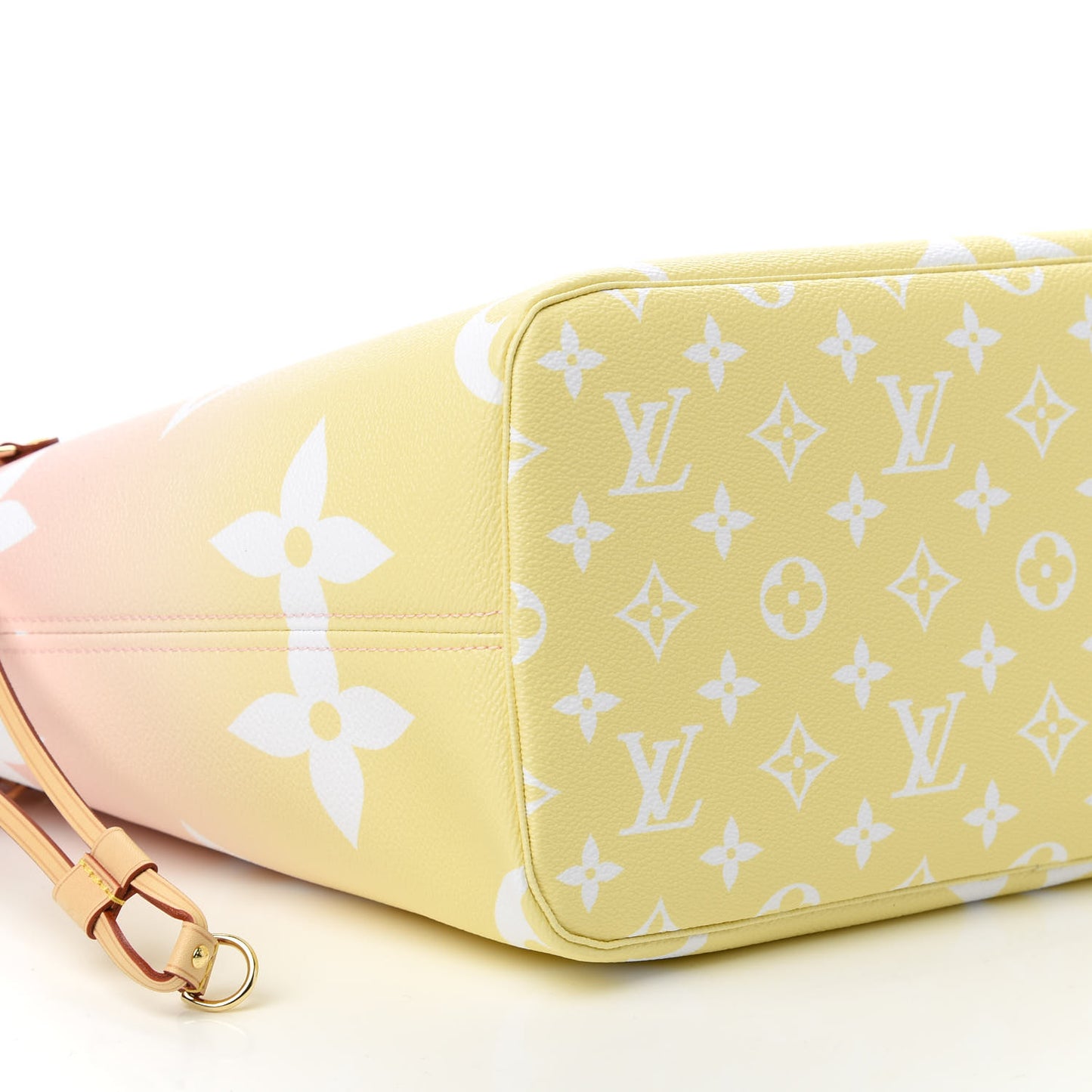 Monogram Giant By The Pool Neverfull MM Light Pink