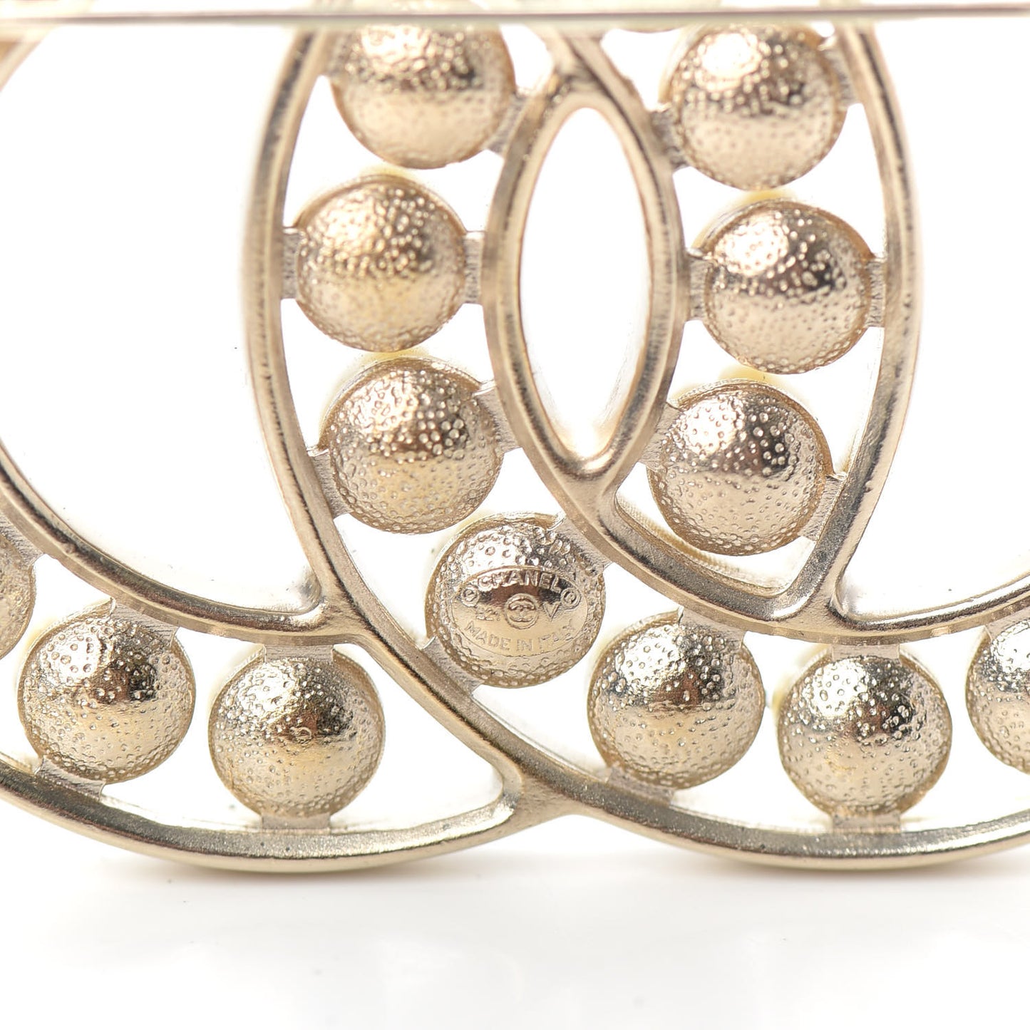 Pearl CC Brooch Light Gold