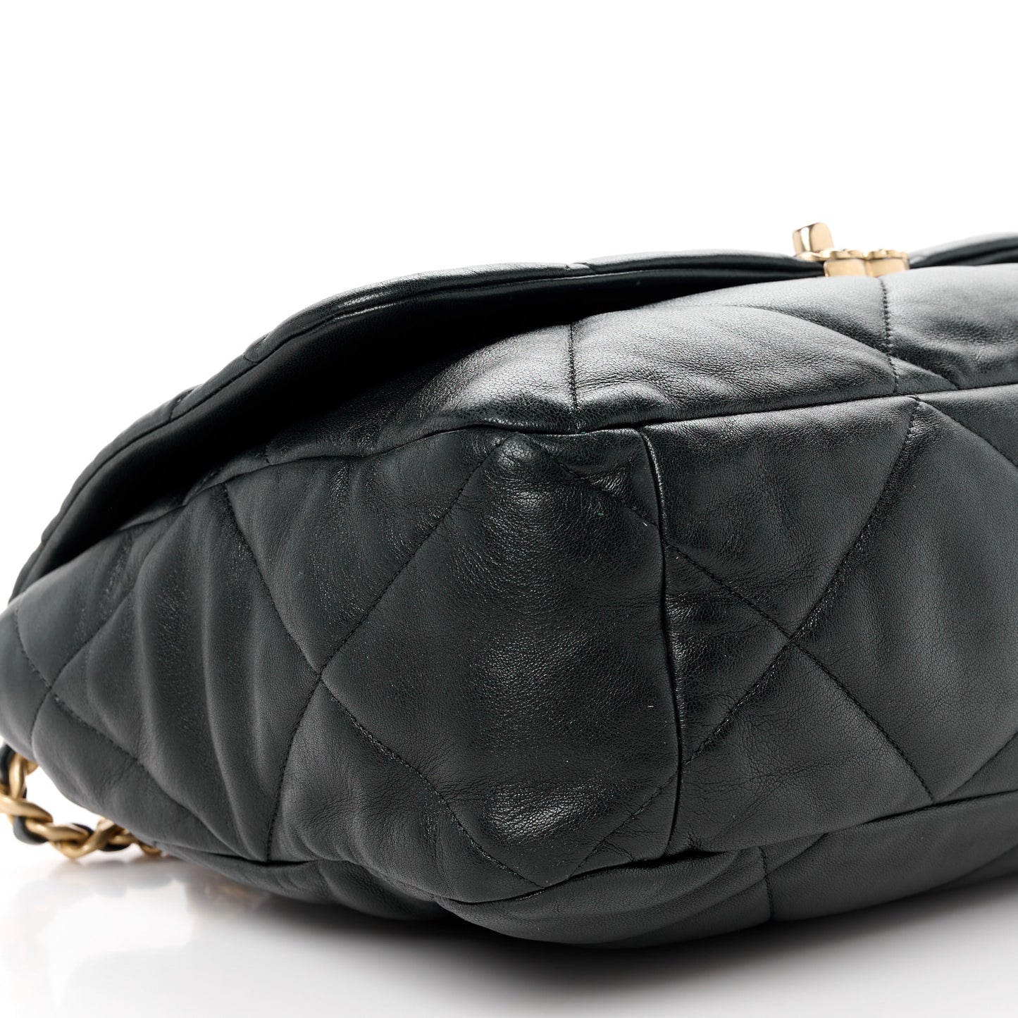 Lambskin Quilted Maxi Chanel 19 Flap Black
