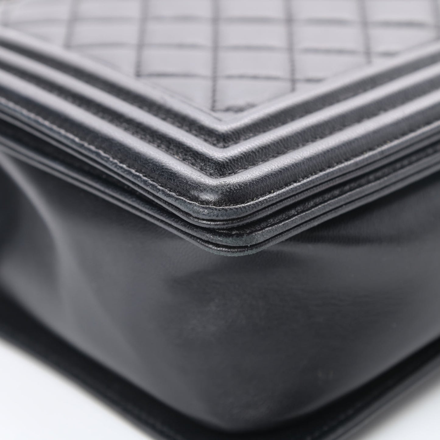 Lambskin Quilted New Medium Boy Flap Black