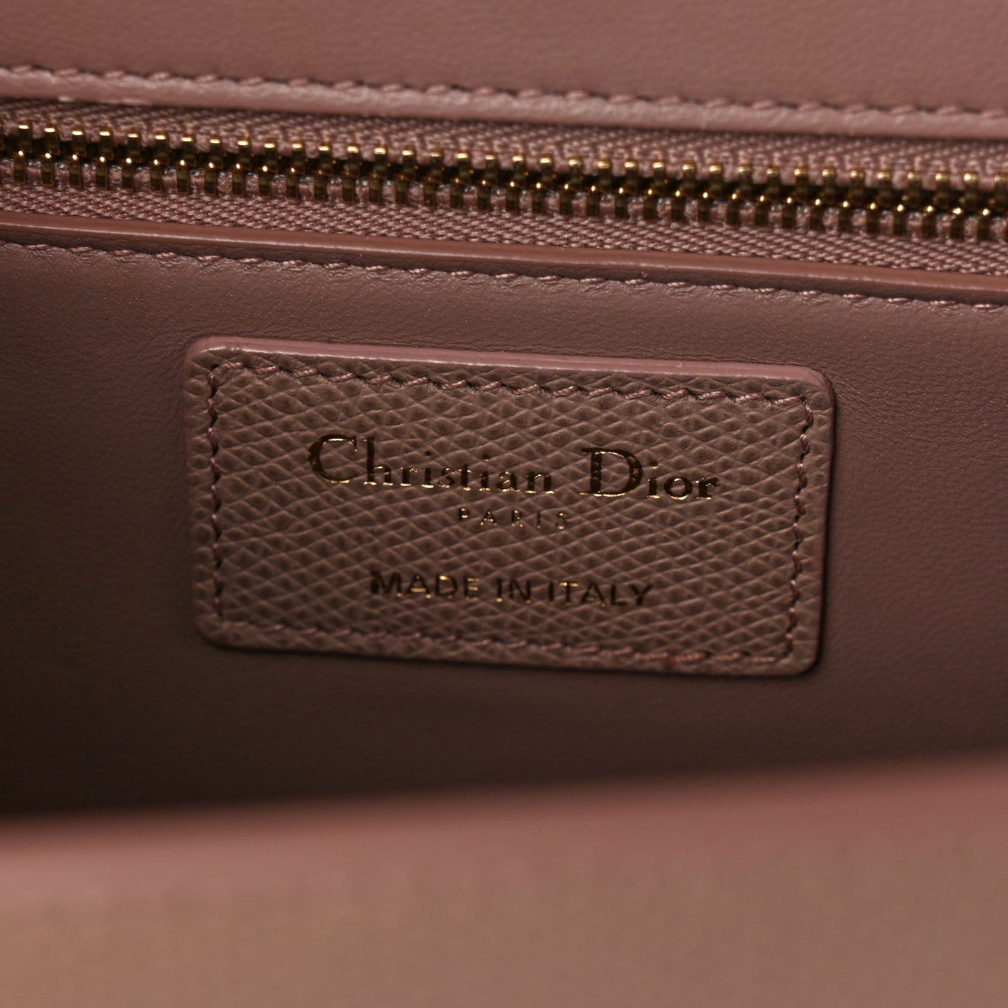 Grained Calfskin 30 Montaigne Chain Flap Bag Blush
