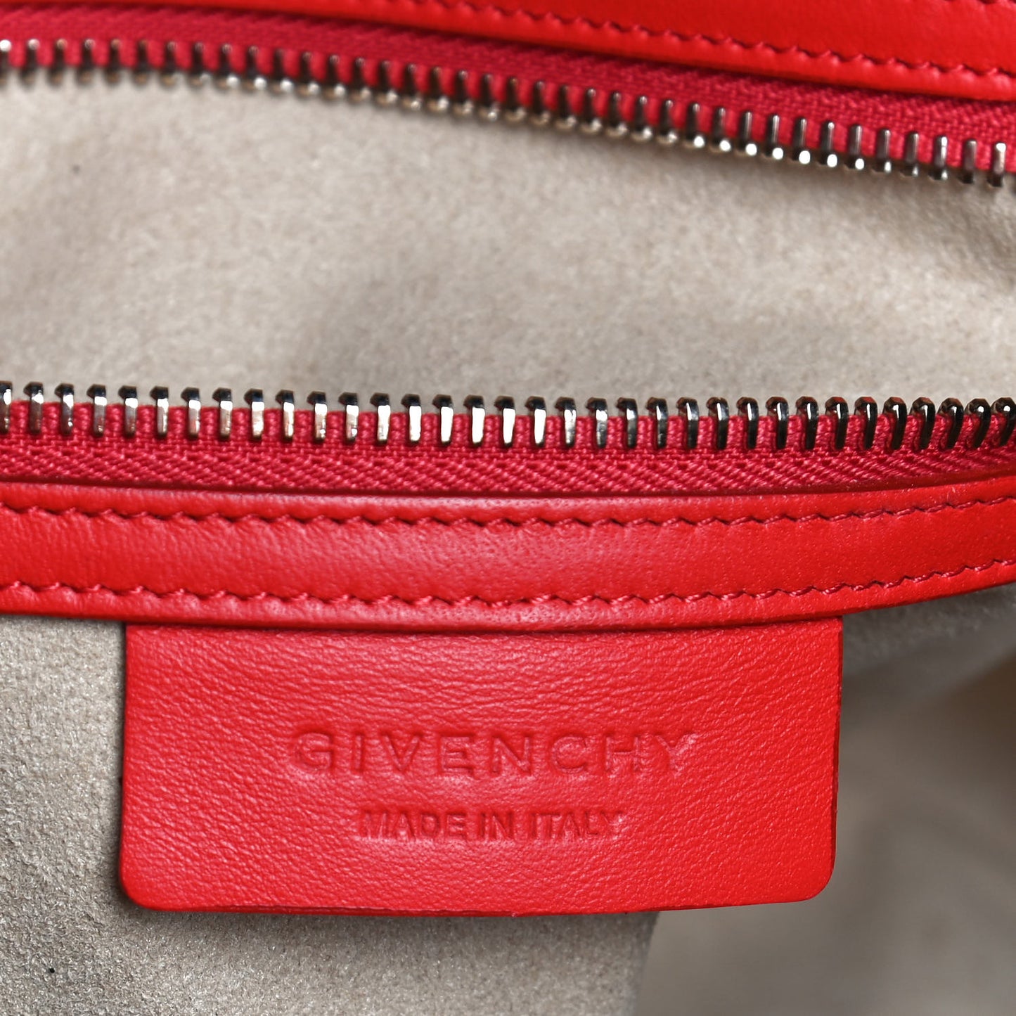 Calfskin Medium Lucrezia Red