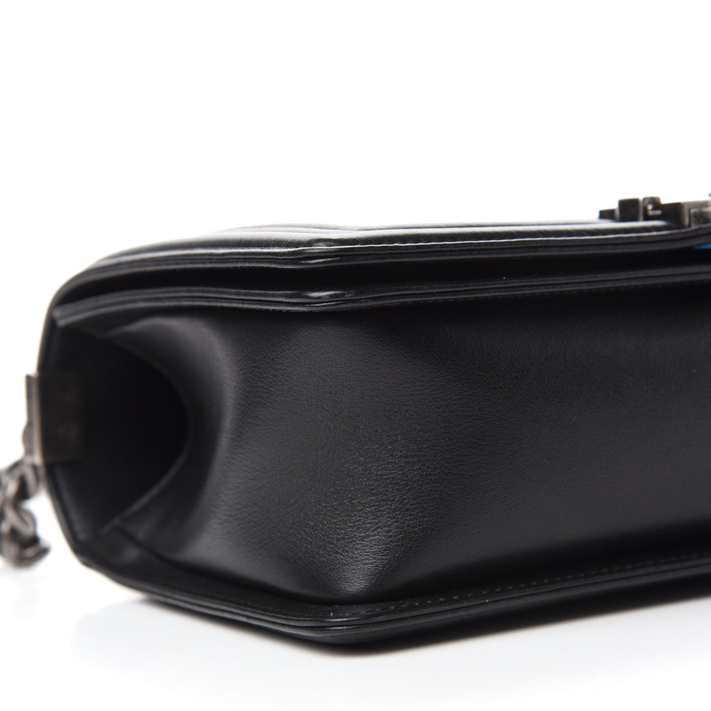 Calfskin Chevron Quilted Medium Boy Flap Black
