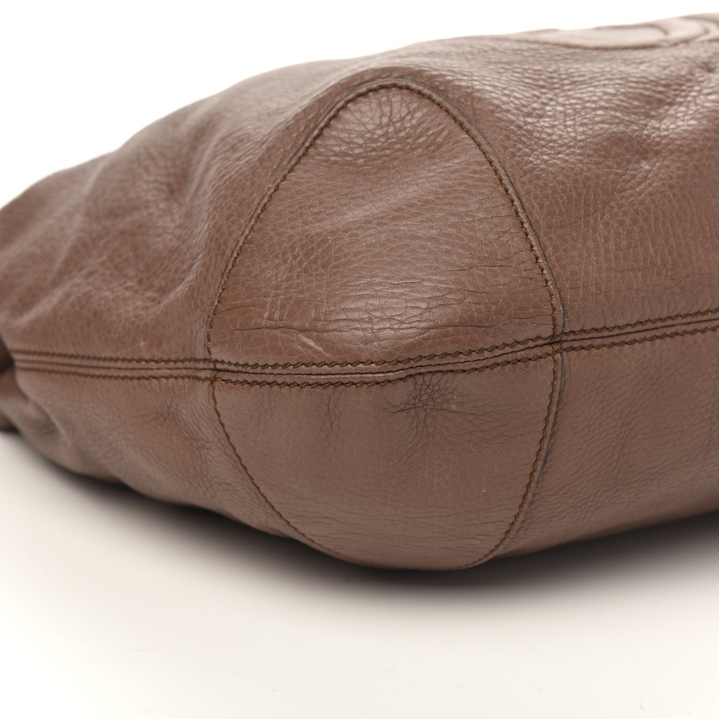 Cellarius Calfskin Medium Soho Chain Hobo Acero