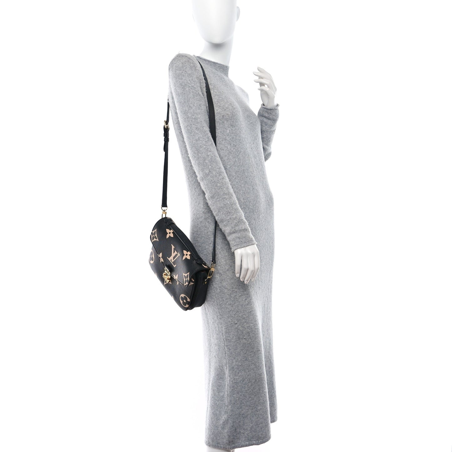 Empreinte Monogram Giant Pochette Metis Black Beige