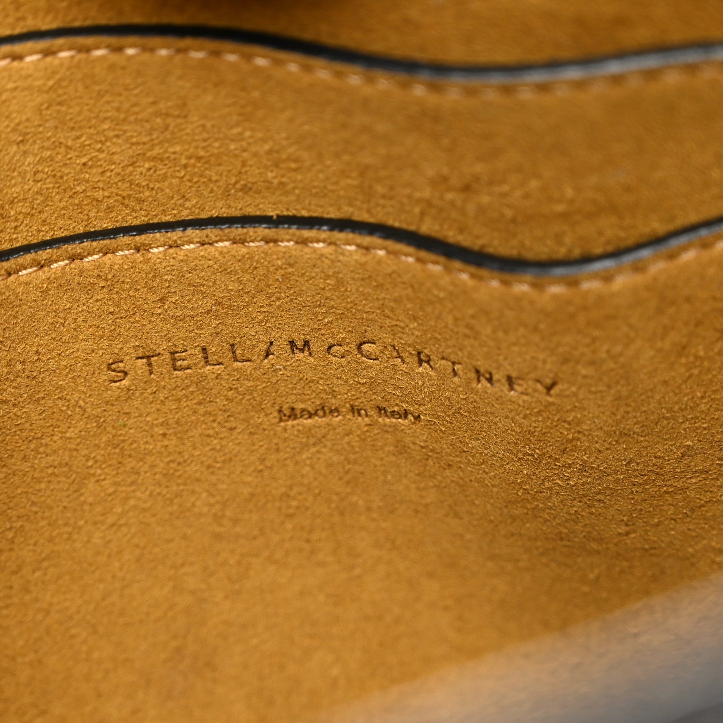 Grainy Alter Mat Perforated Logo Mini Crossbody Black