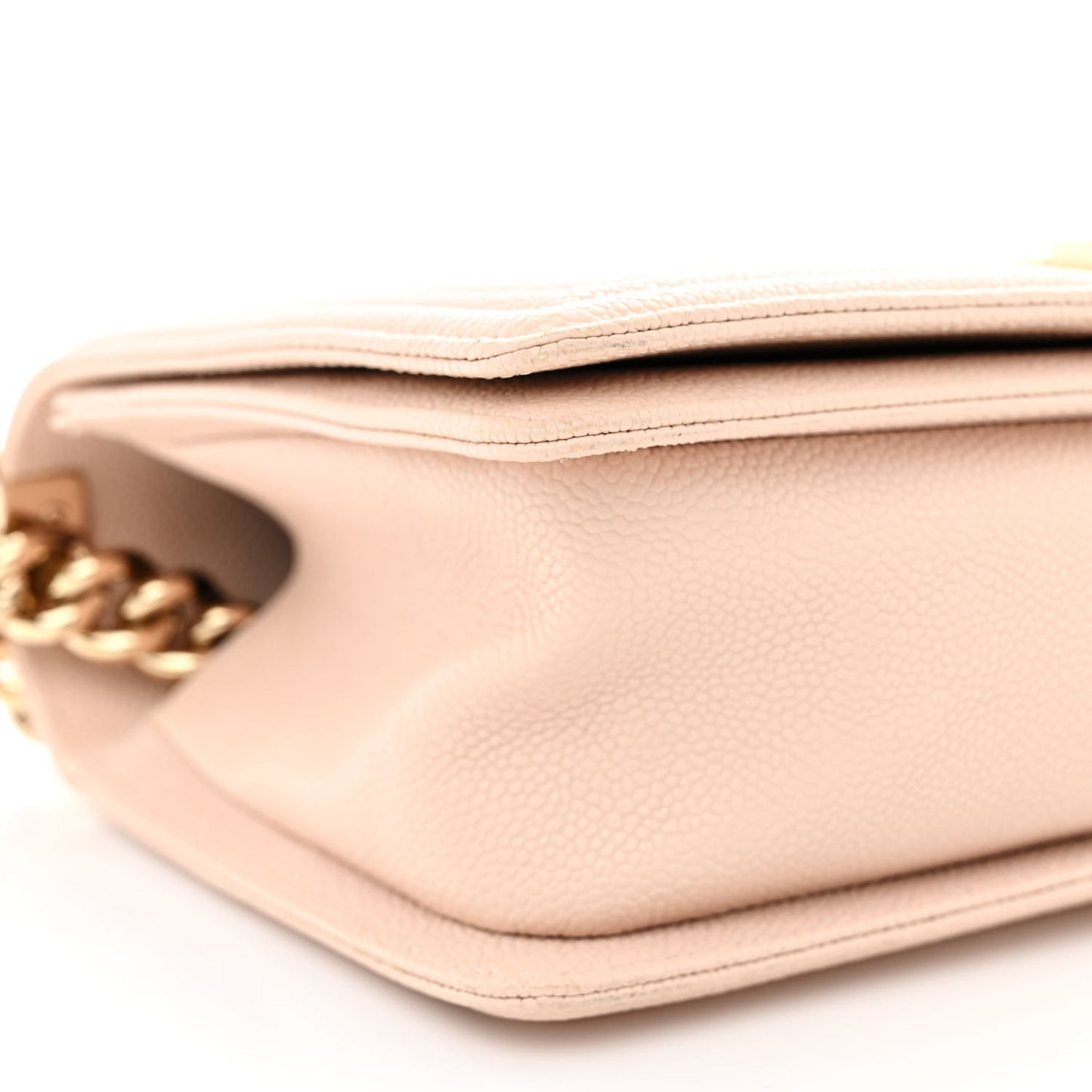 Caviar Chevron Quilted Medium Boy Flap Light Pink
