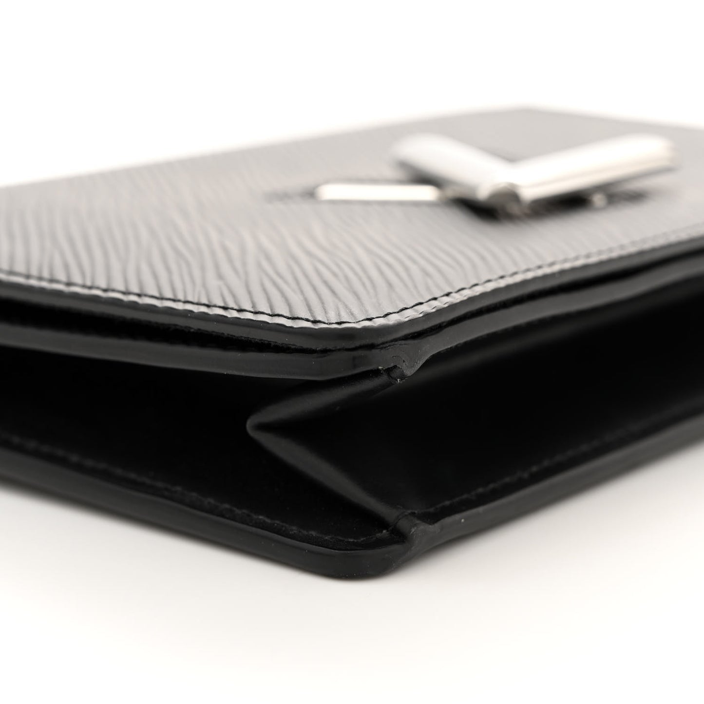 Epi Twist Belt Chain Wallet Black