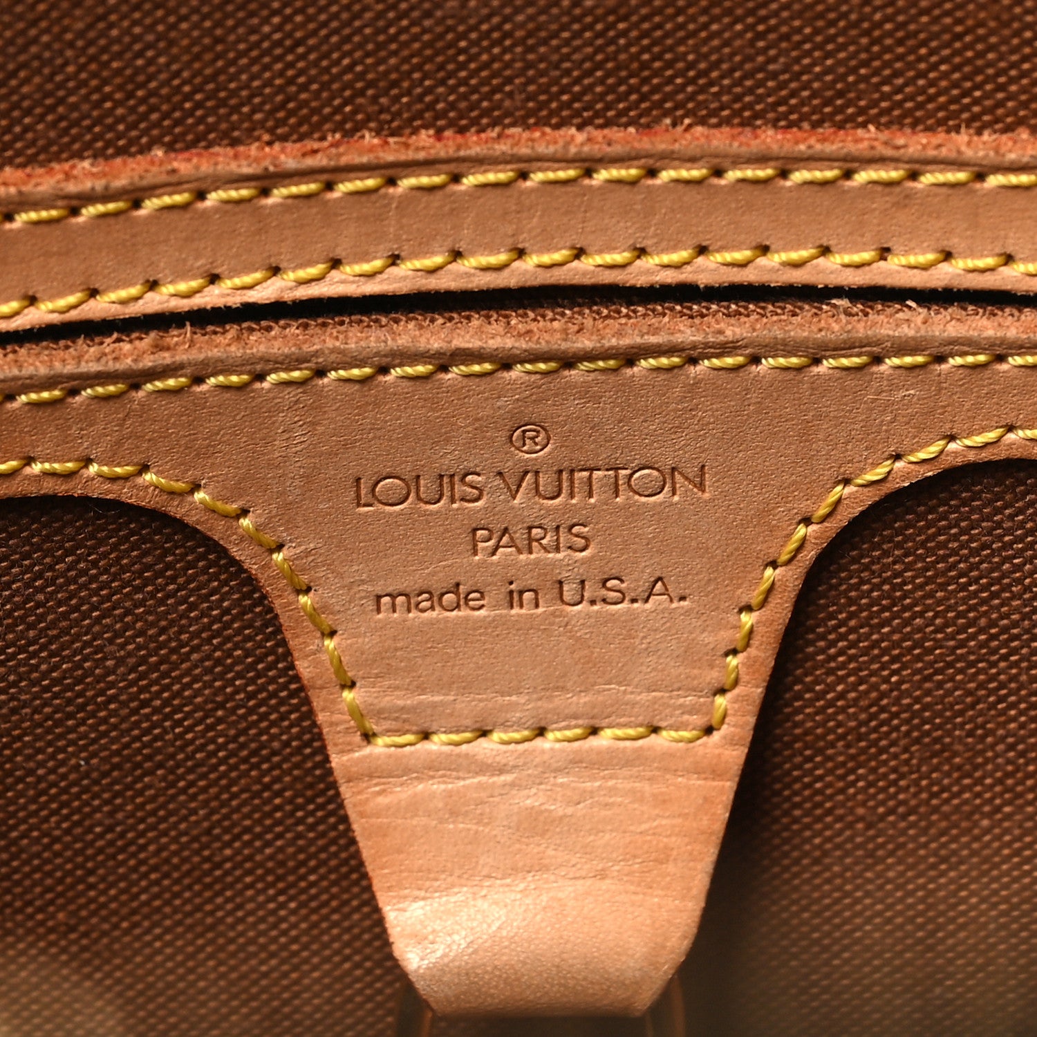 Louis Vuitton Monogram Ellipse MM 6 of 12