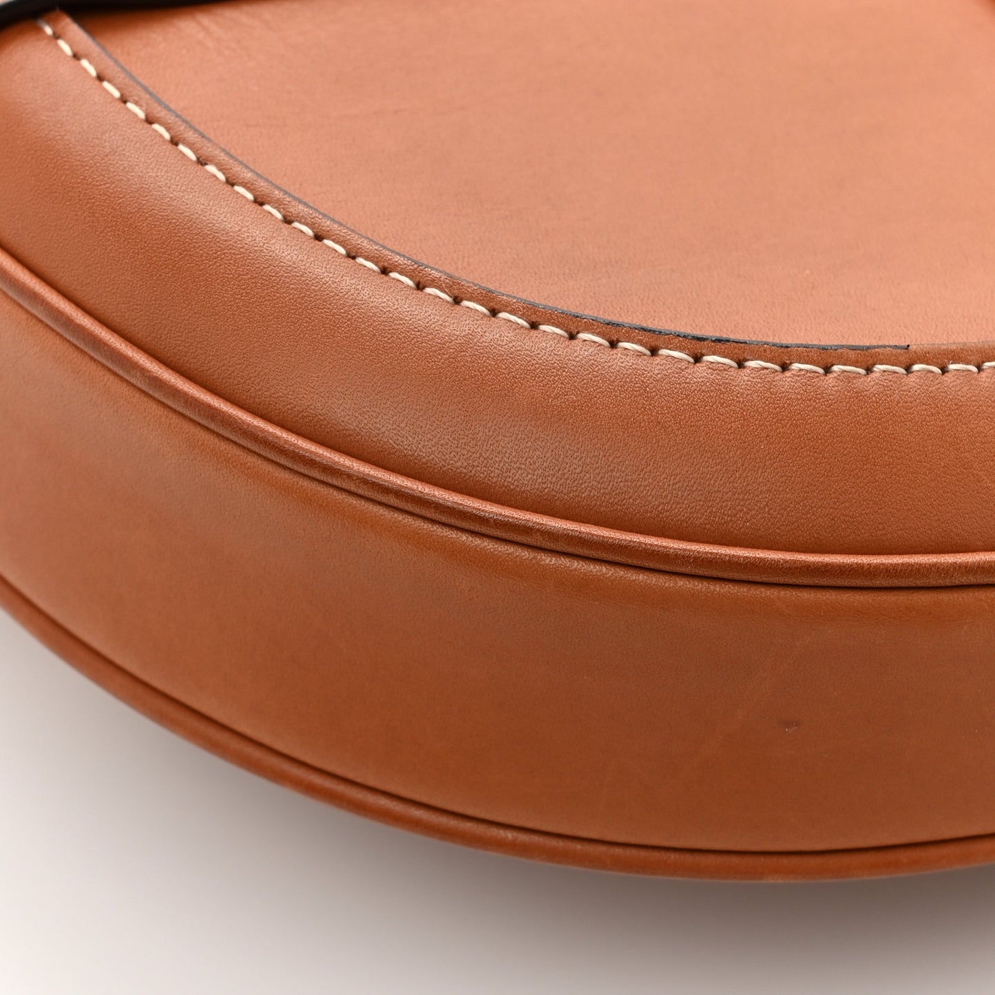 Natural Calfskin Besace Small 16 Tan