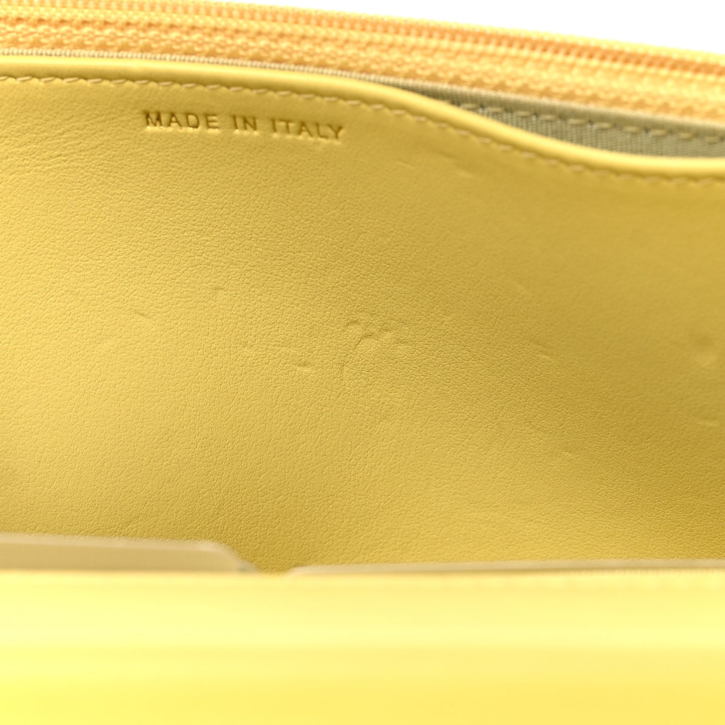 Caviar Quilted CC Filigree Wallet On Chain WOC Yellow