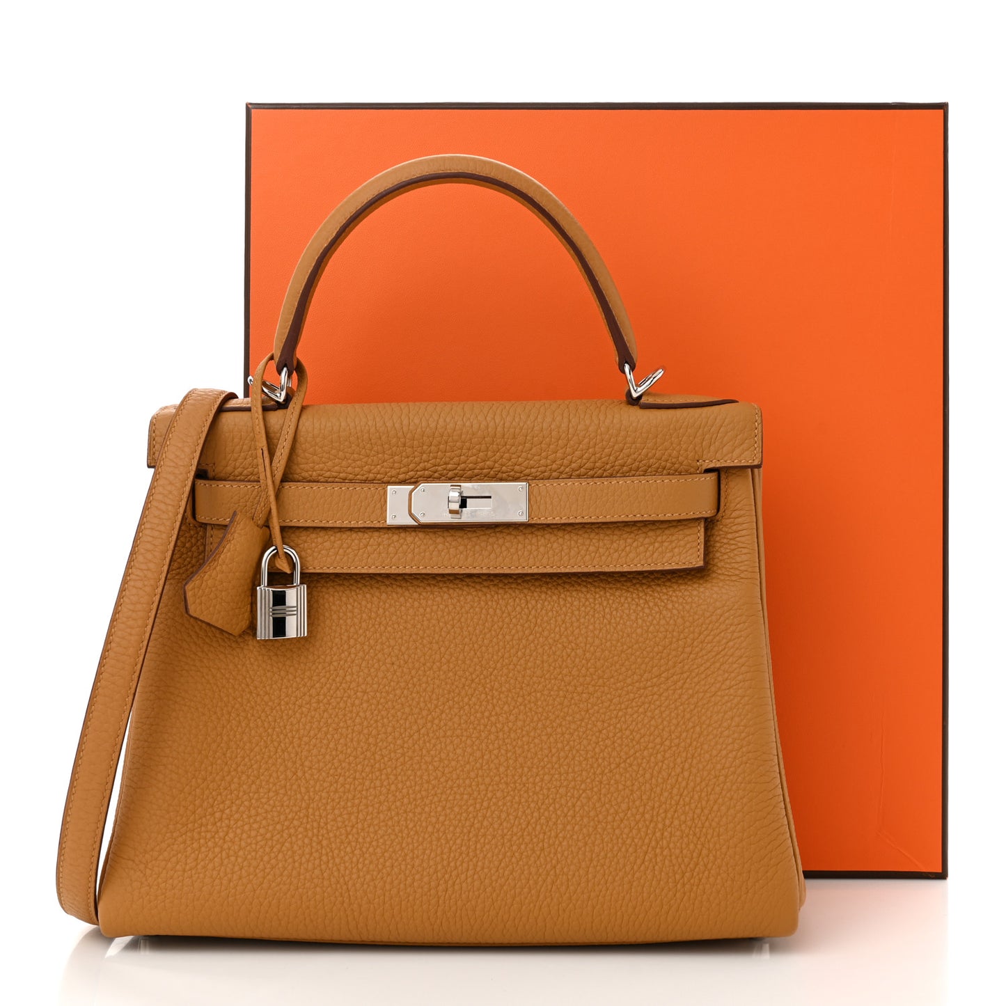 Taurillon Clemence Kelly Retourne 28 Sesame