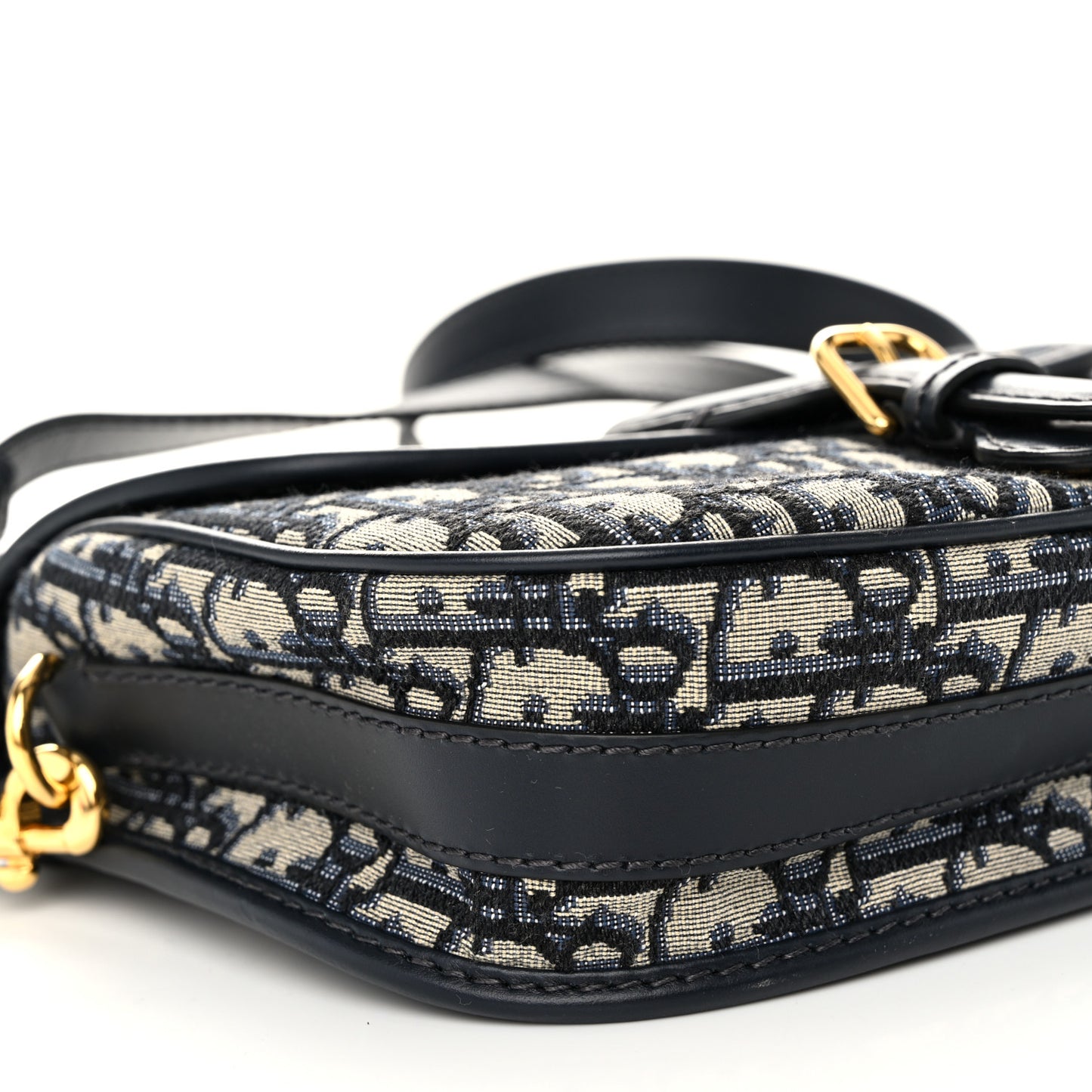 Oblique Medium Bobby Flap Blue