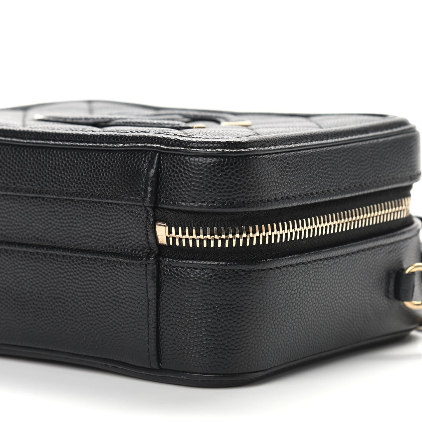 Caviar Quilted Small CC Filigree Vanity Case Black