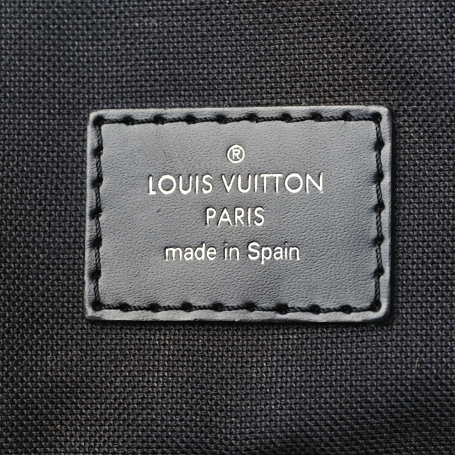 Damier Graphite District MM