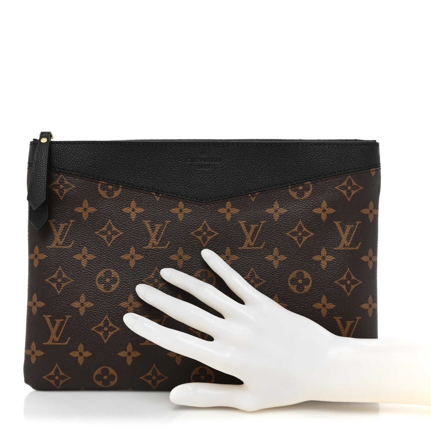 Monogram Daily Pouch Black