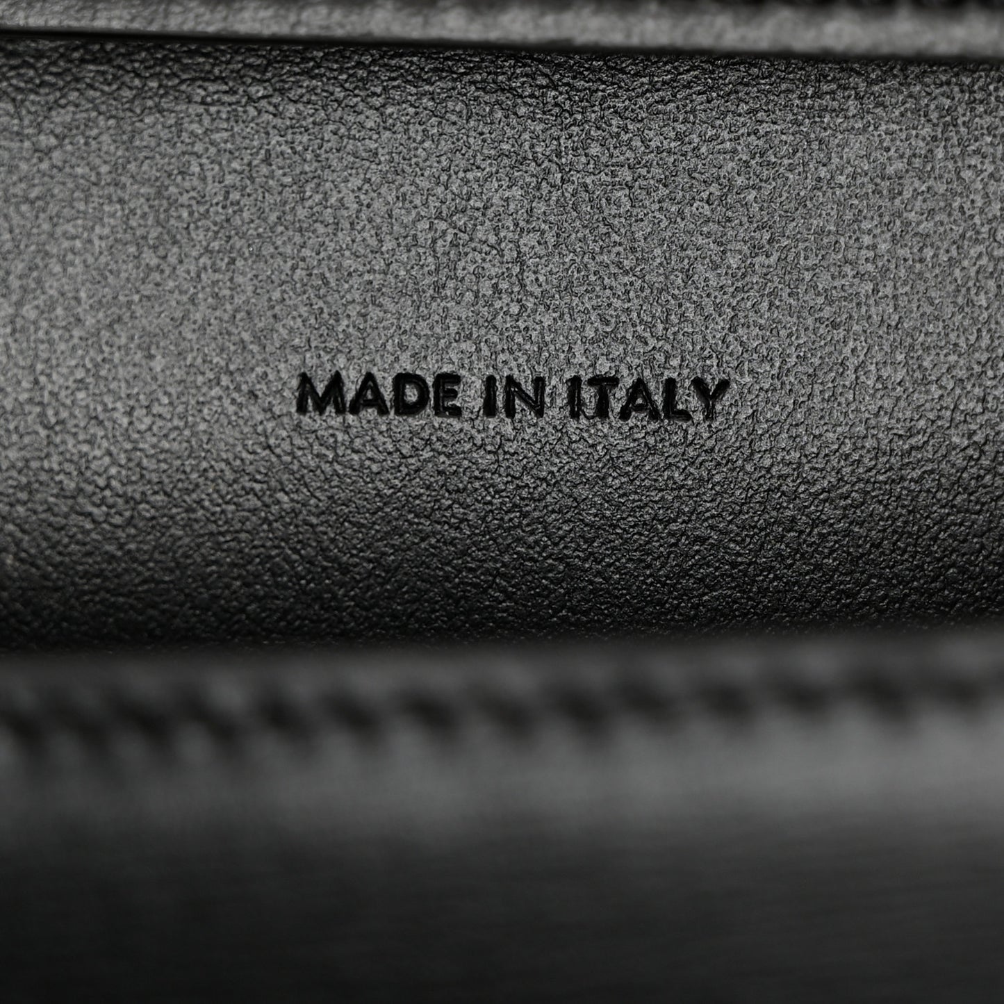 Shiny Calfskin Triomphe Margo Wallet on Chain Black