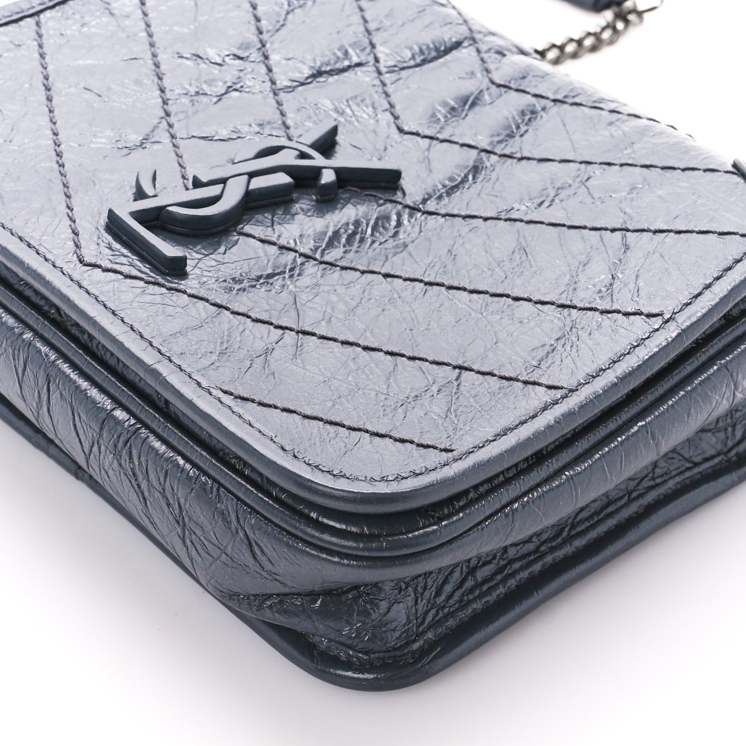 Saint Laurent Crinkled Calfskin Matelasse Monogram Niki Chain Wallet Fog 10 of 10