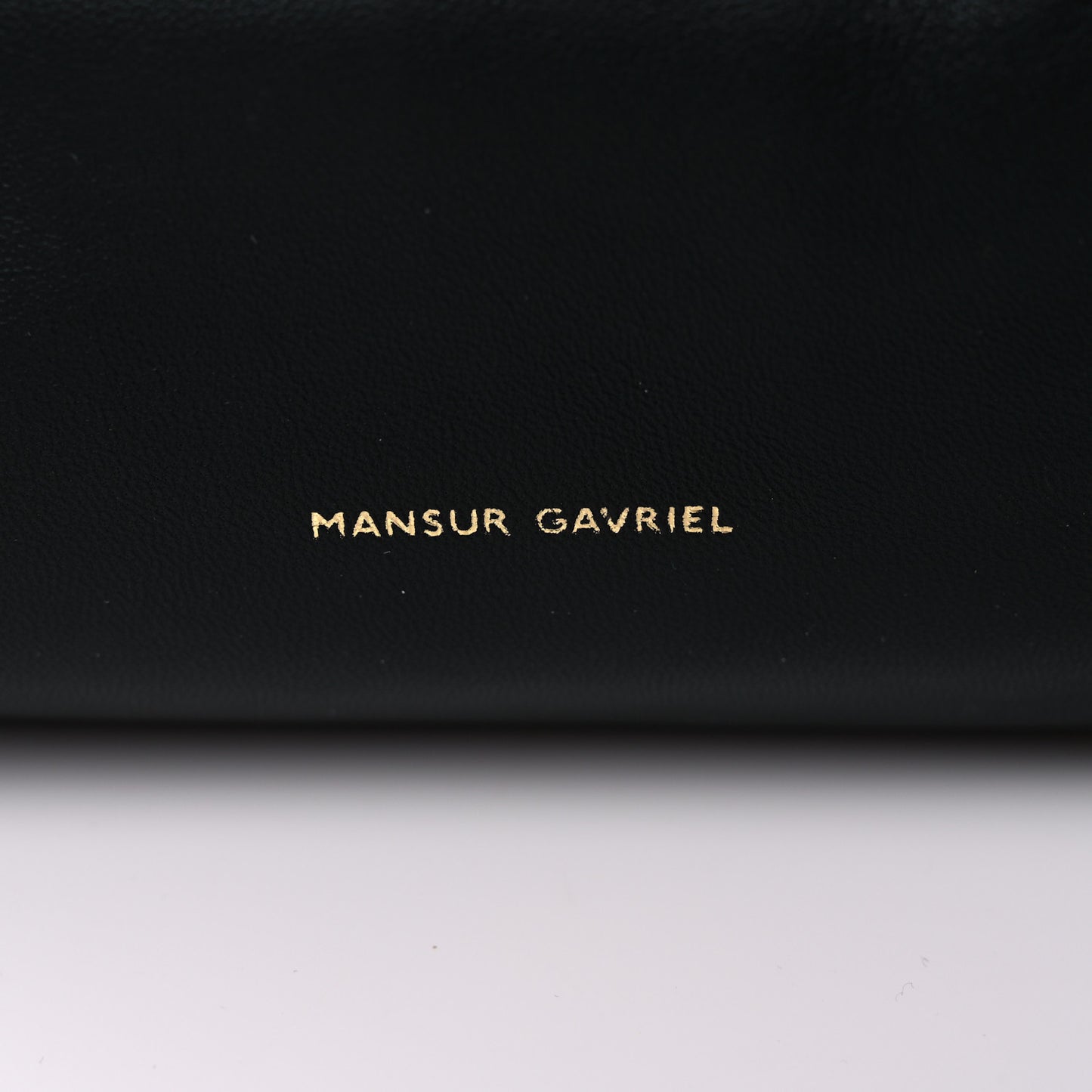 Lambskin Cloud Clutch Black Flamma