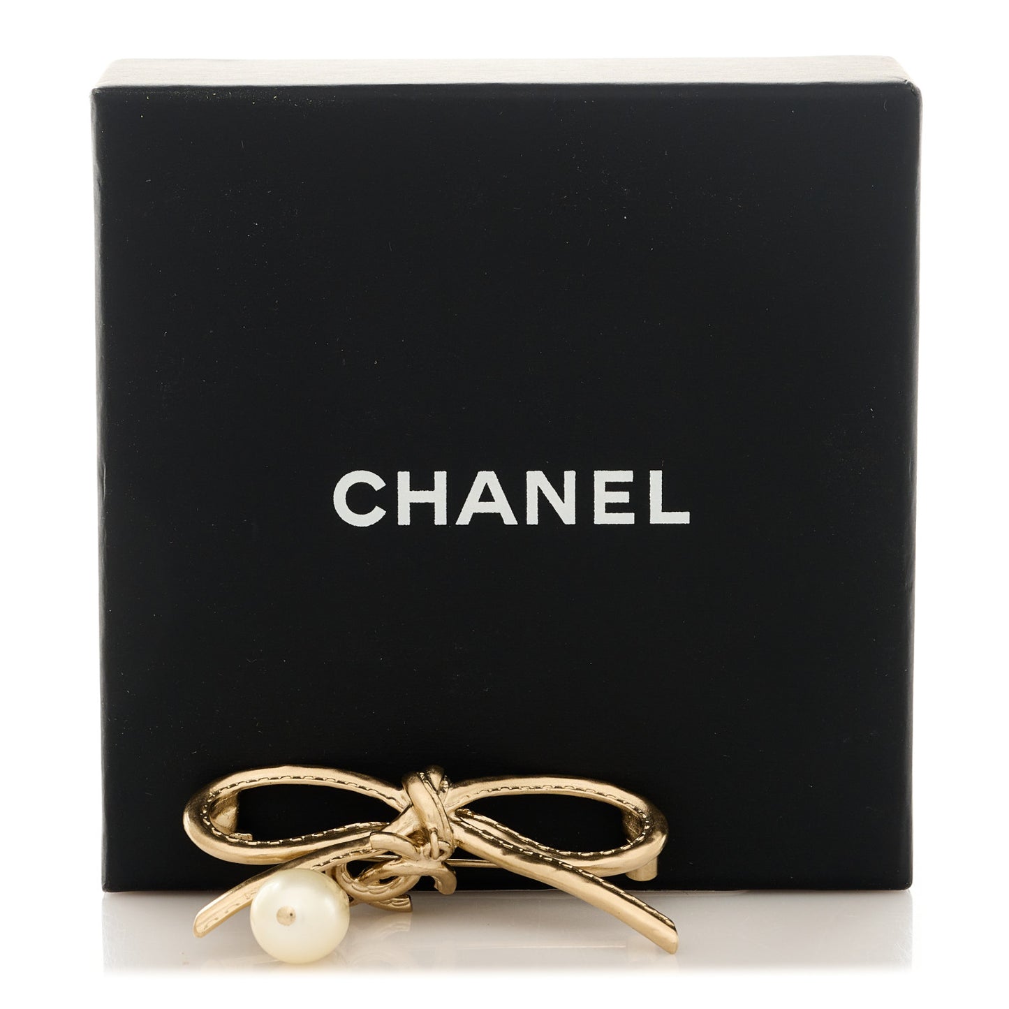 Pearl Crystal CC Bow Drop Brooch Gold