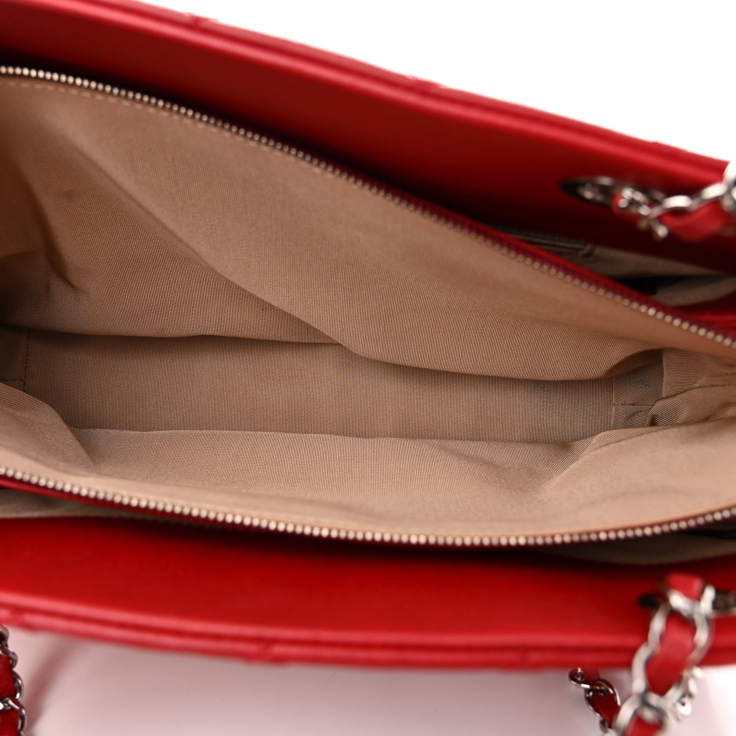 Caviar Quilted Timeless CC Soft Tote Red
