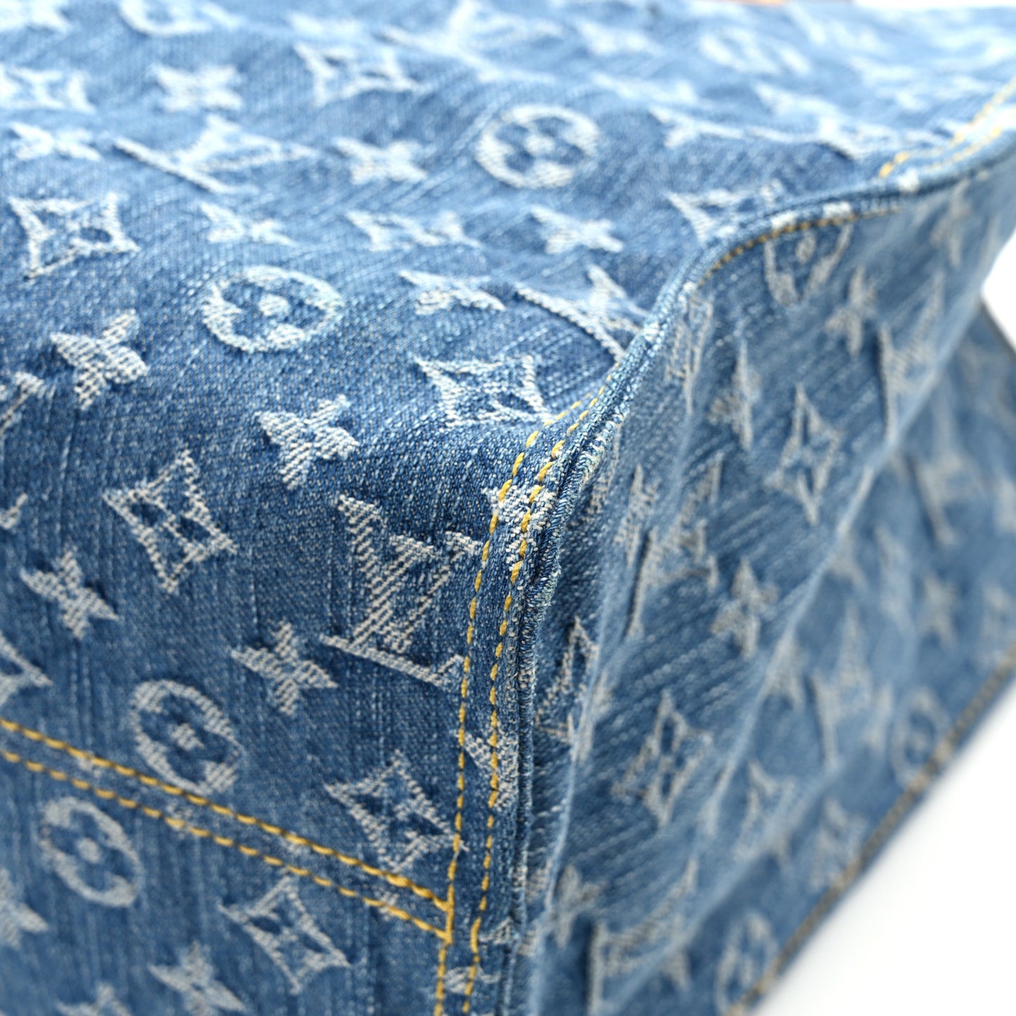 Monogram Denim Onthego MM Blue