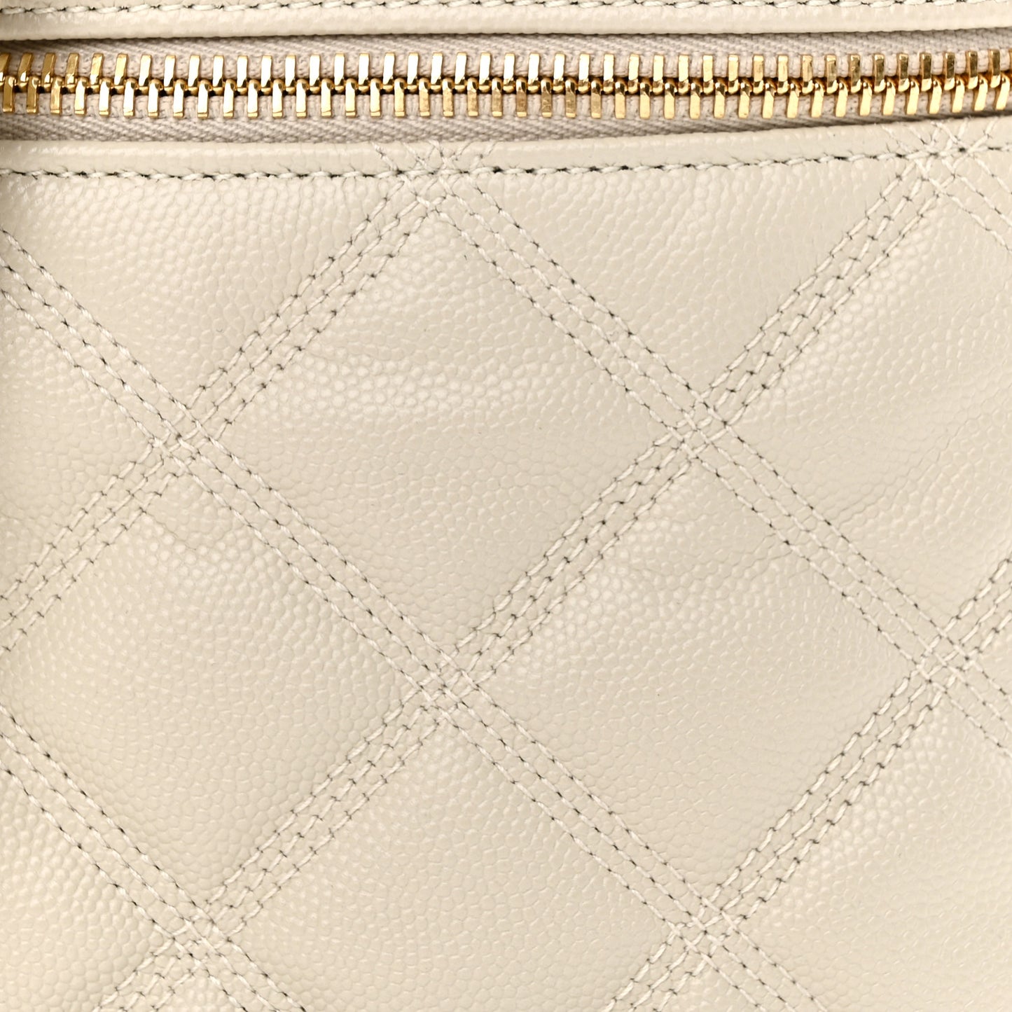 Grain de Poudre Quilted 80's Vanity Bag Crema Soft