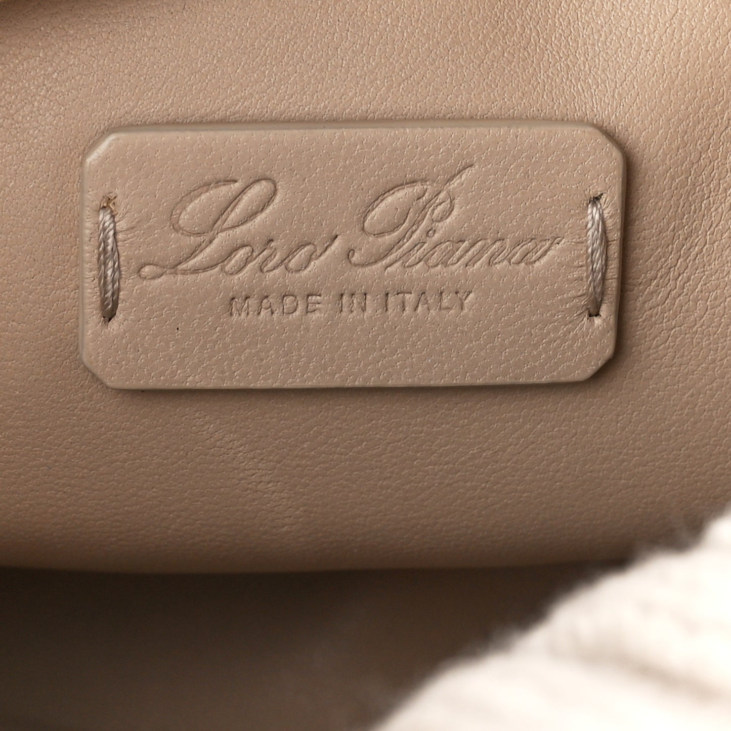 Cashmere Cable Knit Pontaccio Puffy Pouch Clutch Bag Beige