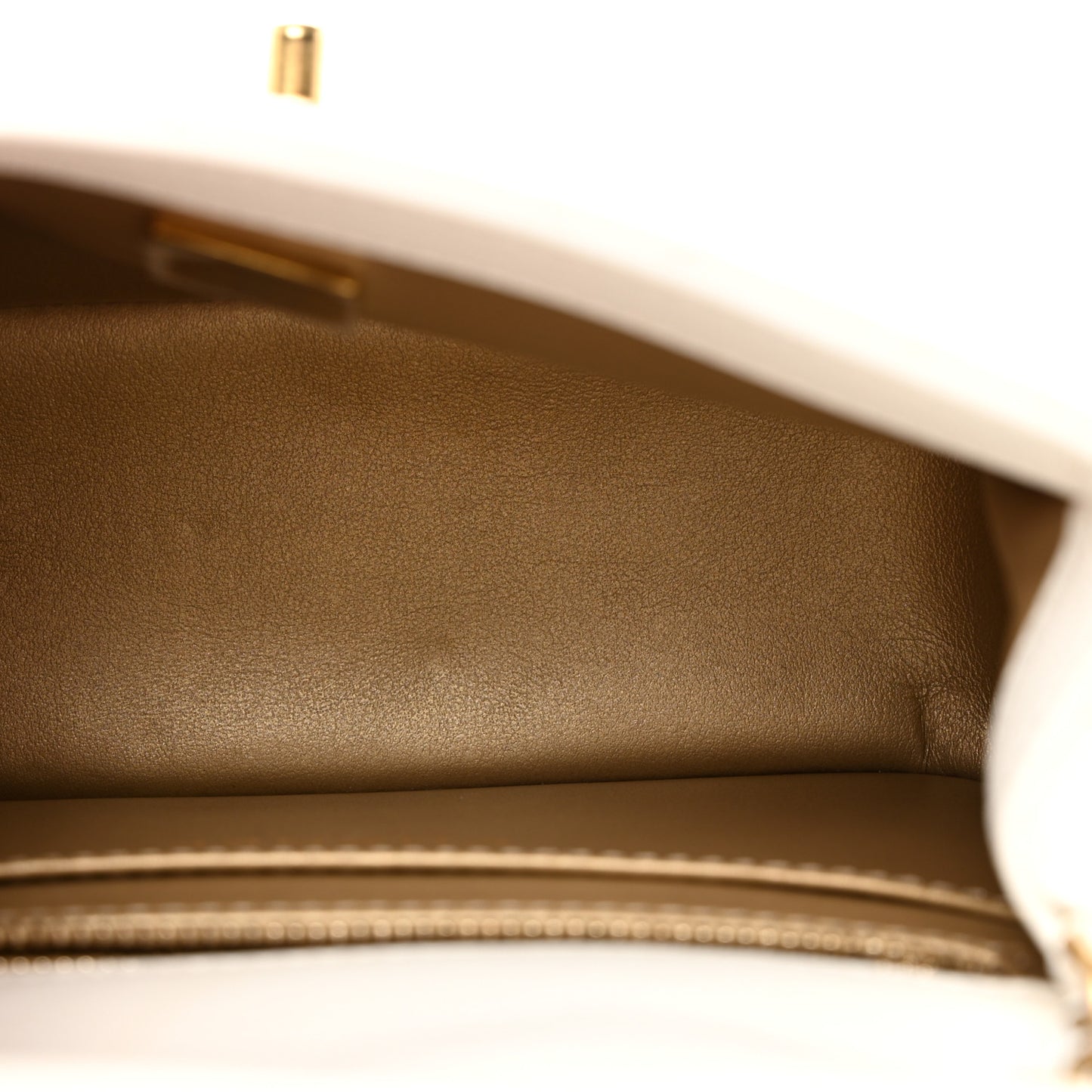 Lambskin Quilted Mini Pearl Crush Flap White