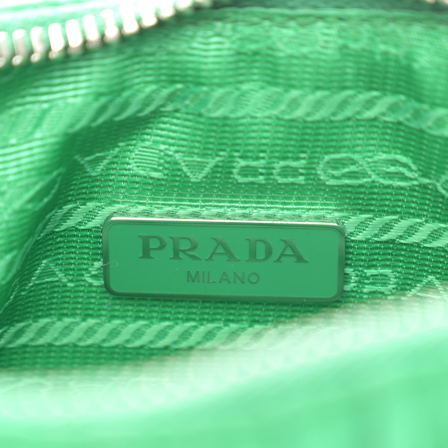 Tessuto Nylon Gaufre Shoulder Bag Menta