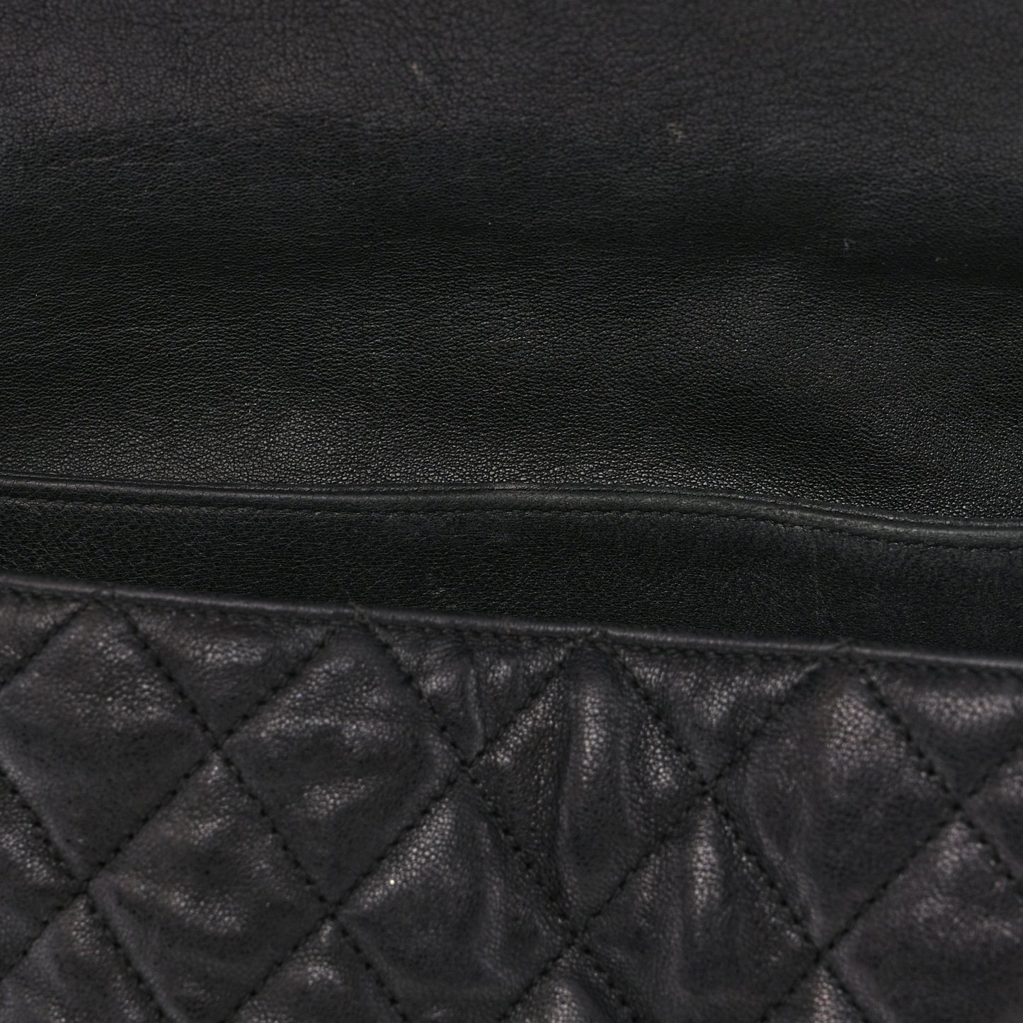 Washed Lambskin Quilted Maxi Chain Around Flap Black