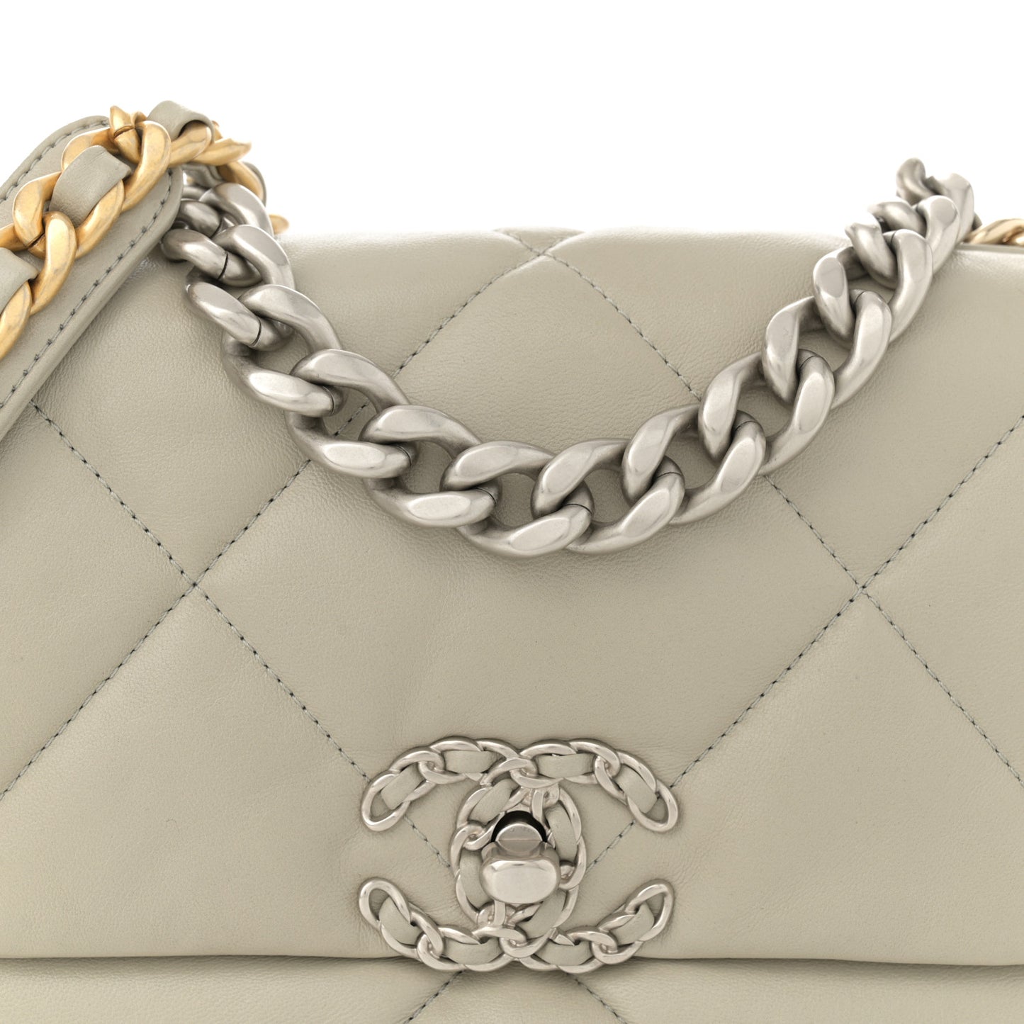 Lambskin Quilted Medium Chanel 19 Flap Grey