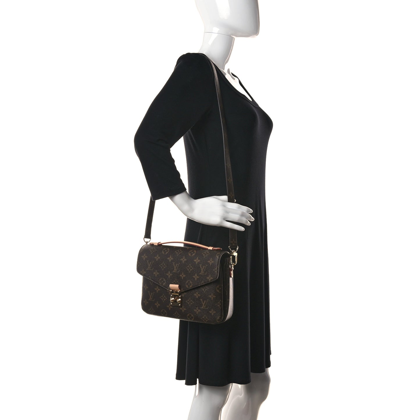 Monogram Pochette Metis