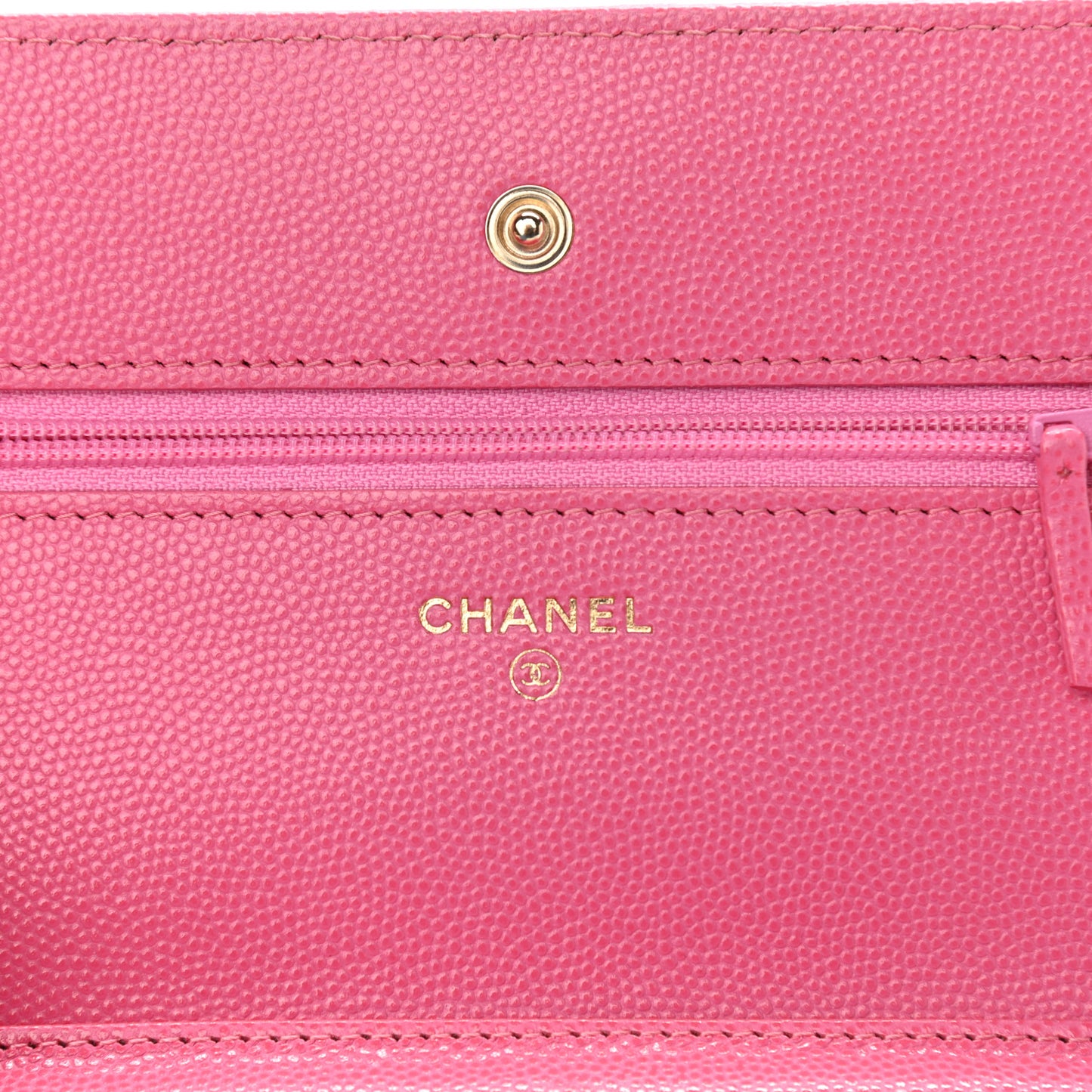 Caviar Quilted Wallet On Chain WOC Pink