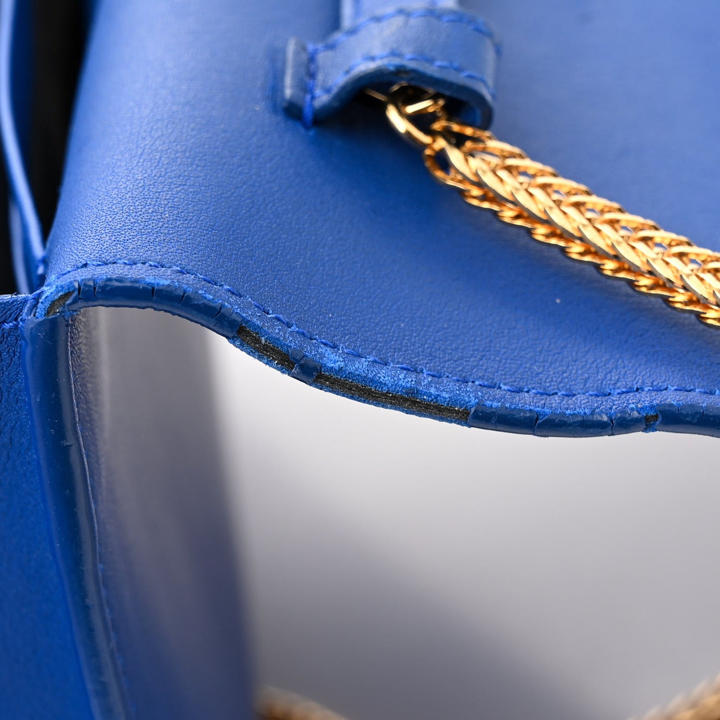 Calfskin Classic Y Ligne Chain Wallet Bleu Majorelle