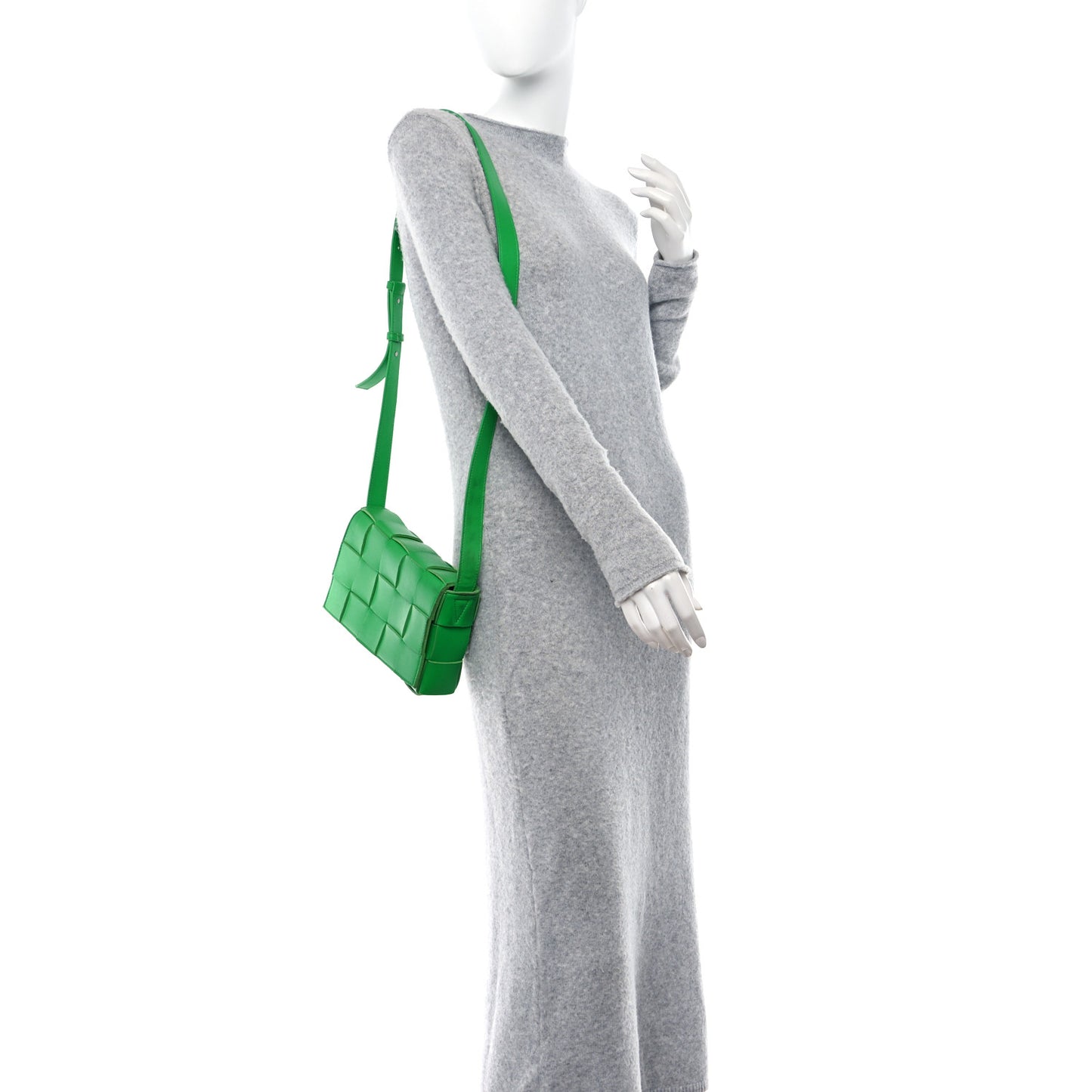 Lambskin Maxi Intrecciato Cassette Crossbody Bag Parakeet
