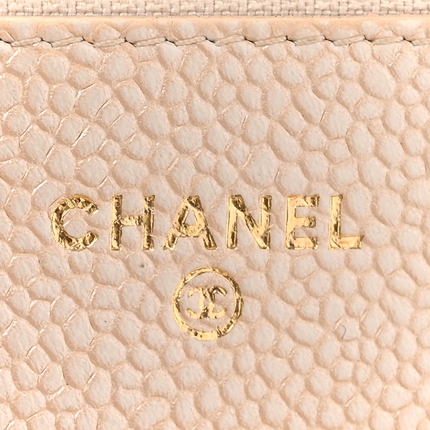 Pearly Caviar Quilted Wallet On Chain WOC Beige
