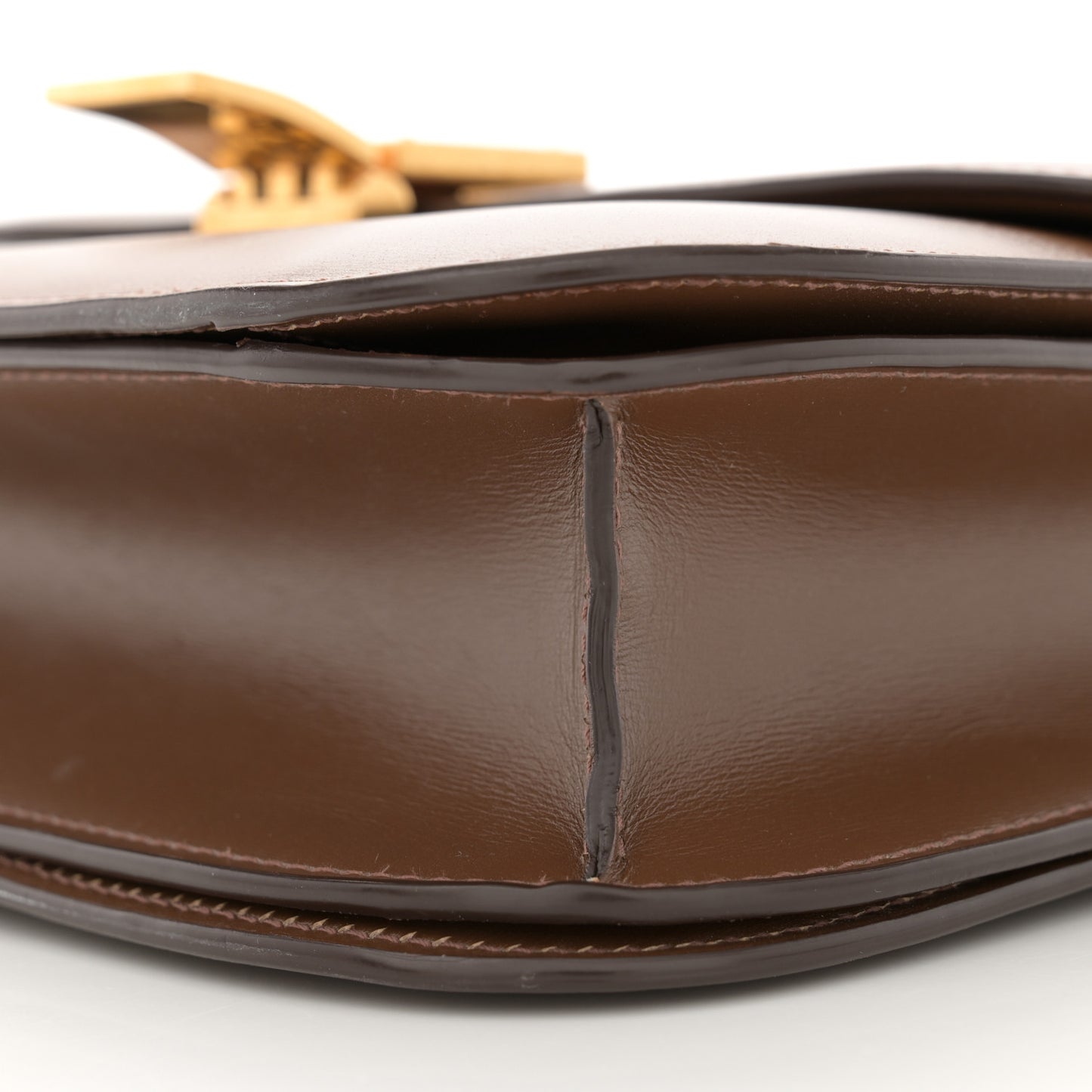 Box Calfskin Medium Classic Box Flap Bag Camel