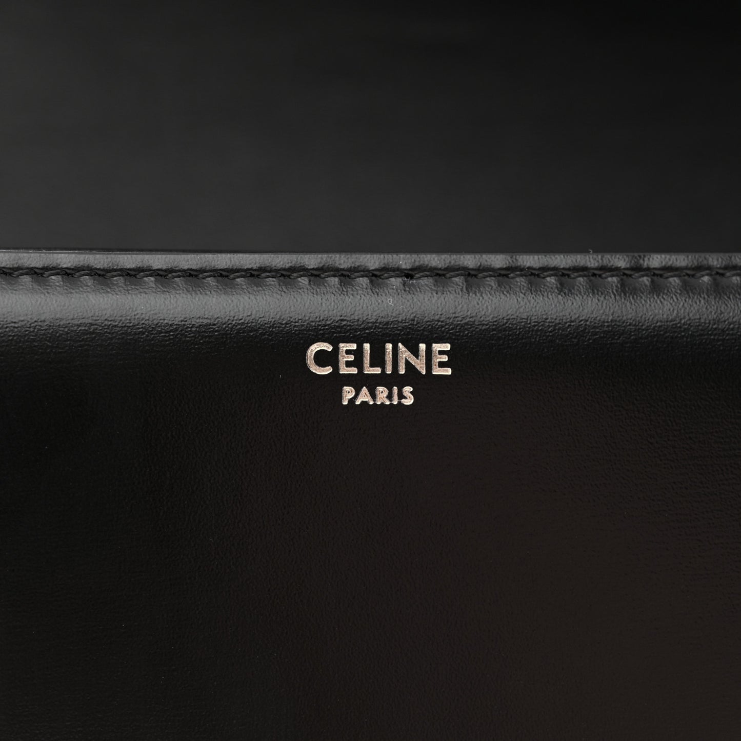 Shiny Calfskin Medium Triomphe Black