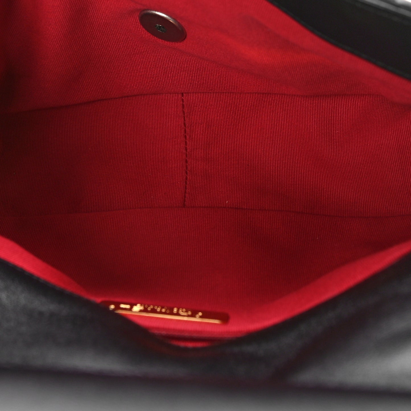 Shiny Goatskin Quilted Medium Chanel 19 Flap Black